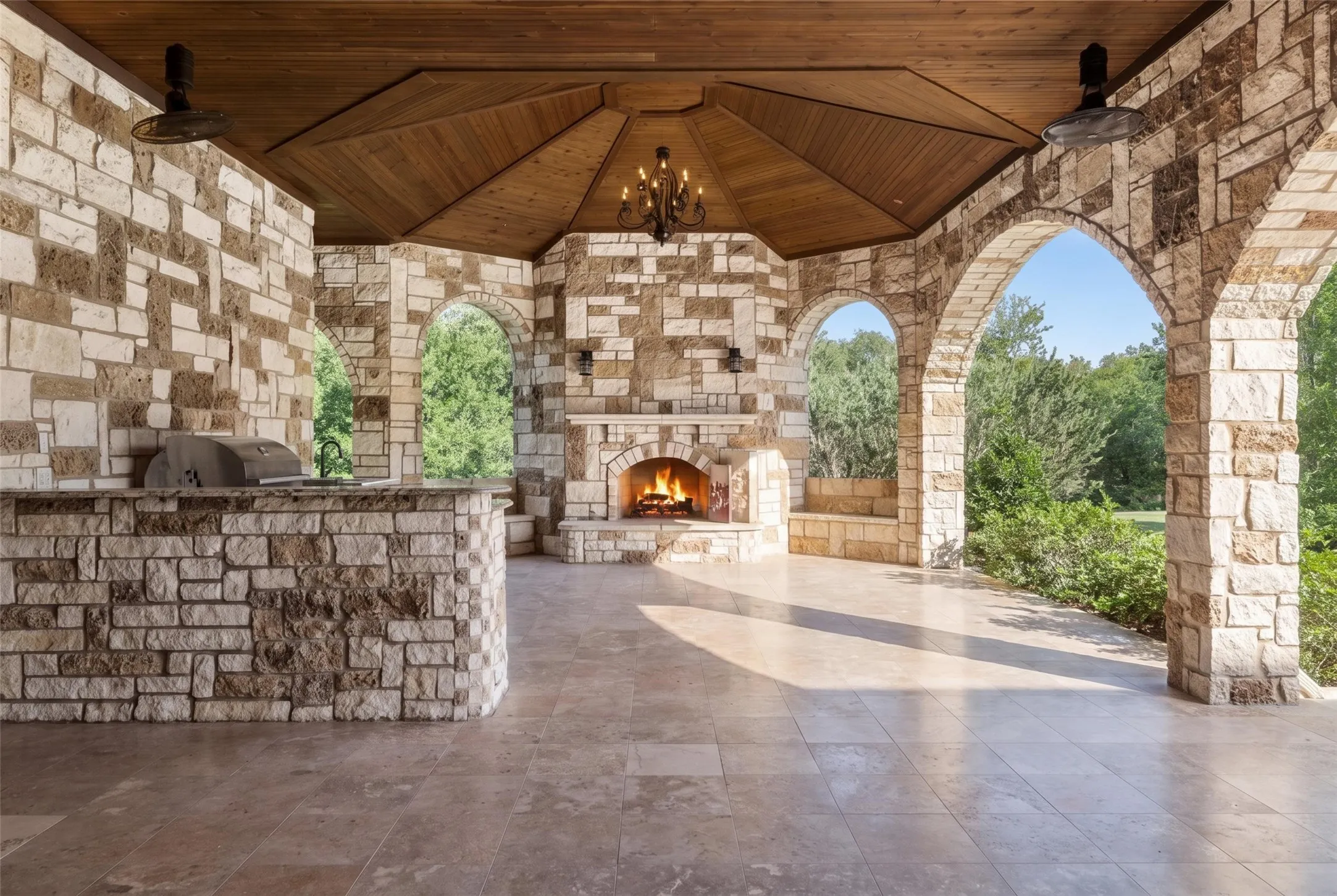 Single Family Residence For Sale in Parker County , 610 River Ranch Road, Aledo, Texas 76008, 4 Bedrooms, 7 Bathrooms, 8 Garage spaces, 6,996 Sqft, built in 2012, Price $4,650,000, mls#21352692, Real Estate Agent in Aledo, Homes For Sale in Parker county, Homes For Sale in Aledo, Realtor in Aledo Texas, Real Estate Brokerage Independent Realty Texas, Luminita Cordes Realtor
