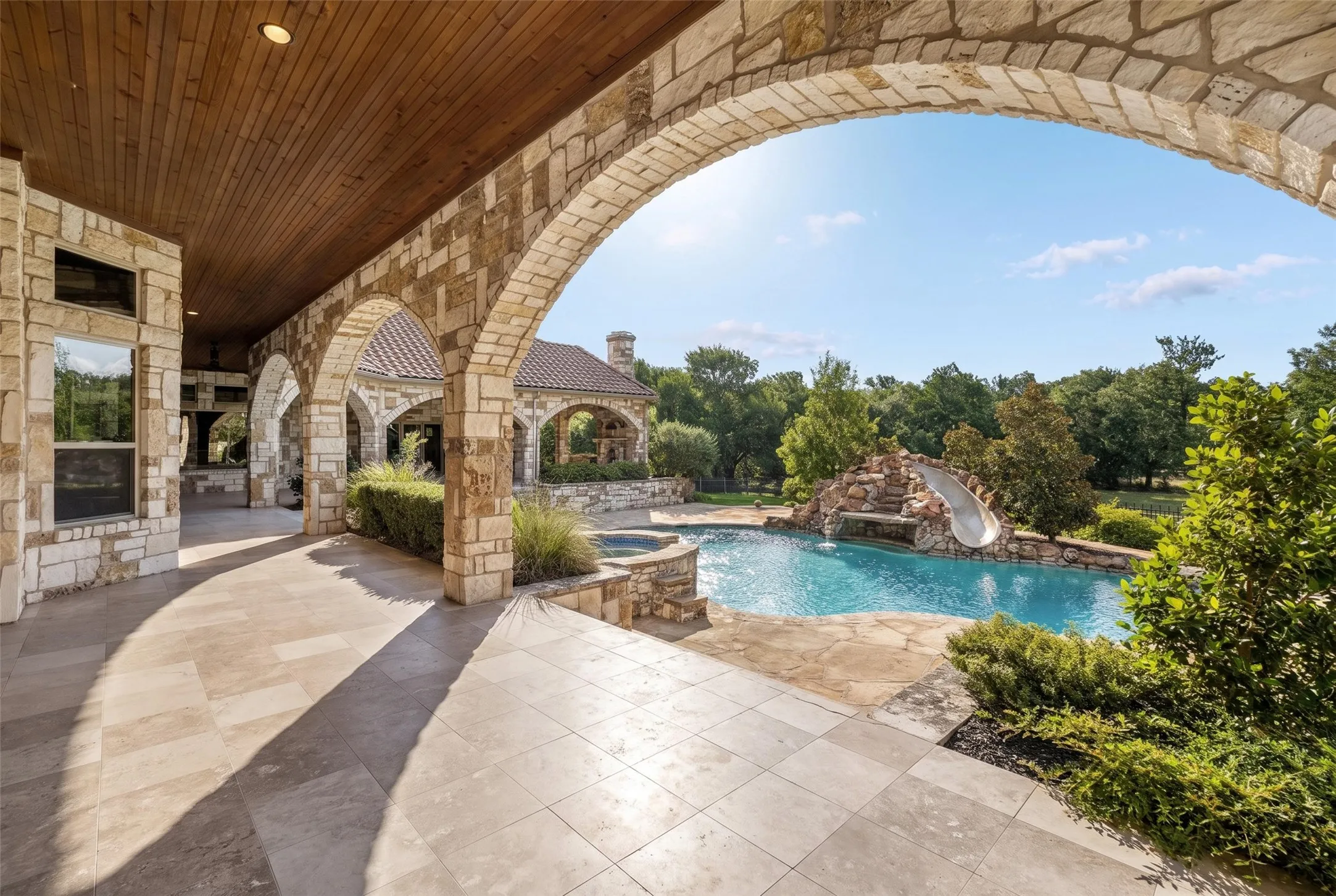 Single Family Residence For Sale in Parker County , 610 River Ranch Road, Aledo, Texas 76008, 4 Bedrooms, 7 Bathrooms, 8 Garage spaces, 6,996 Sqft, built in 2012, Price $4,650,000, mls#21352692, Real Estate Agent in Aledo, Homes For Sale in Parker county, Homes For Sale in Aledo, Realtor in Aledo Texas, Real Estate Brokerage Independent Realty Texas, Luminita Cordes Realtor
