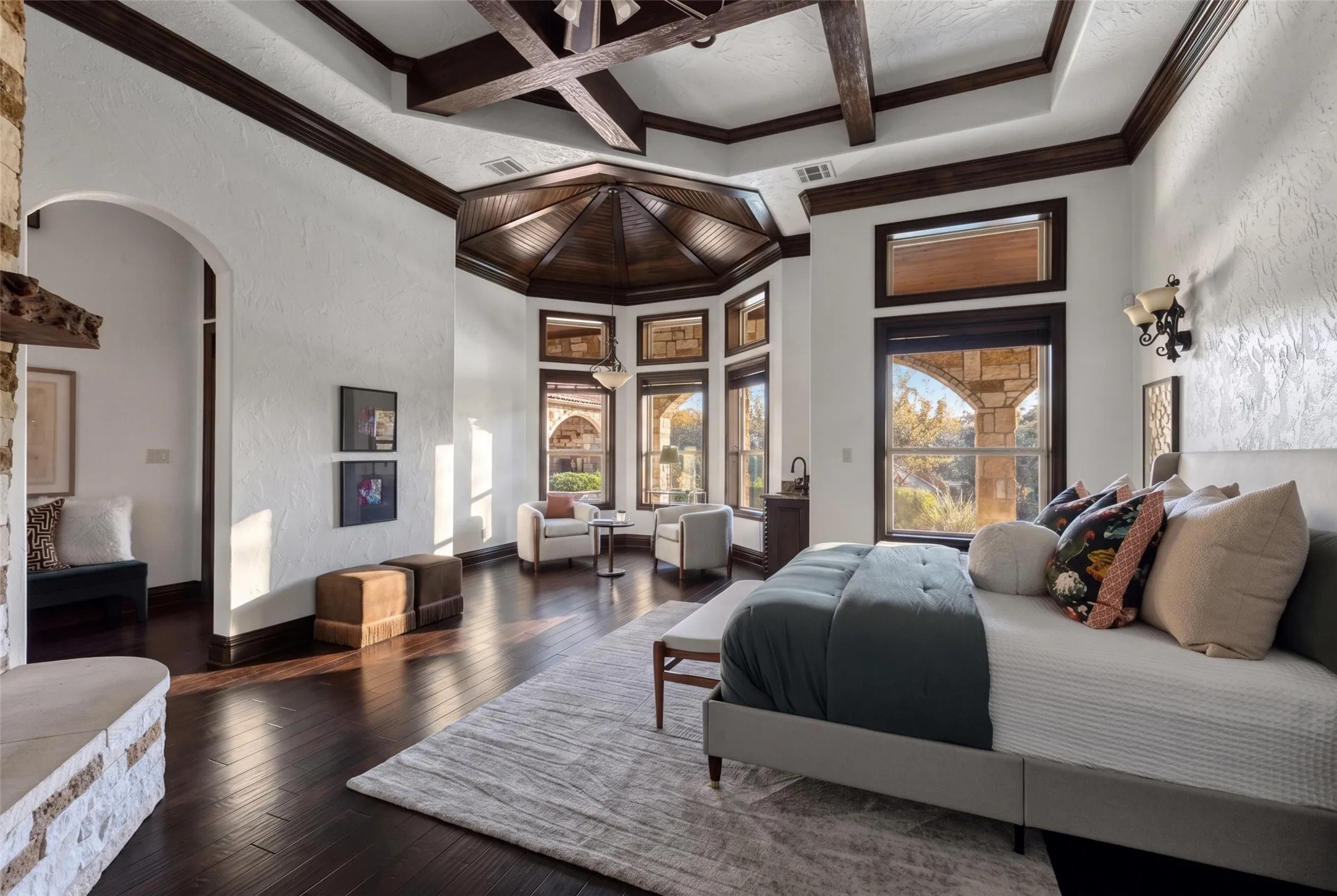 Single Family Residence For Sale in Parker County , 610 River Ranch Road, Aledo, Texas 76008, 4 Bedrooms, 7 Bathrooms, 8 Garage spaces, 6,996 Sqft, built in 2012, Price $4,650,000, mls#21352692, Real Estate Agent in Aledo, Homes For Sale in Parker county, Homes For Sale in Aledo, Realtor in Aledo Texas, Real Estate Brokerage Independent Realty Texas, Luminita Cordes Realtor