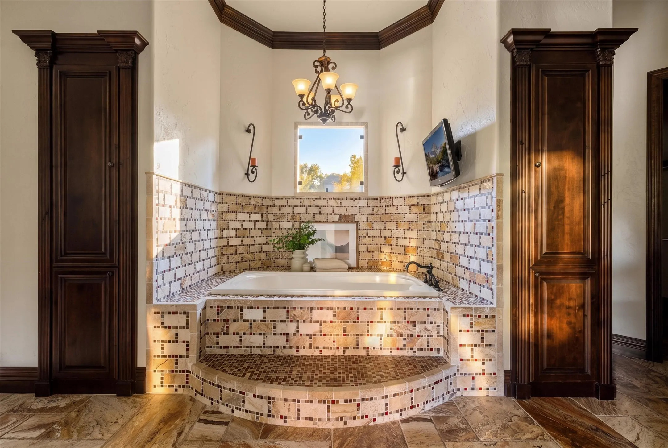 Single Family Residence For Sale in Parker County , 610 River Ranch Road, Aledo, Texas 76008, 4 Bedrooms, 7 Bathrooms, 8 Garage spaces, 6,996 Sqft, built in 2012, Price $4,650,000, mls#21352692, Real Estate Agent in Aledo, Homes For Sale in Parker county, Homes For Sale in Aledo, Realtor in Aledo Texas, Real Estate Brokerage Independent Realty Texas, Luminita Cordes Realtor