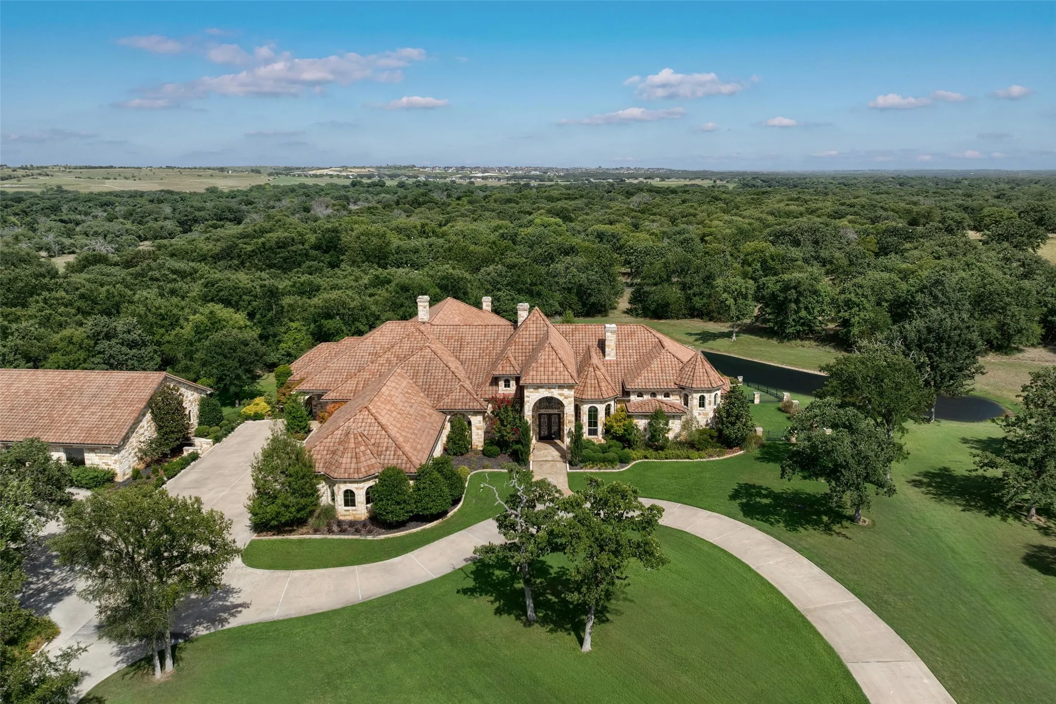Single Family Residence For Sale in Parker County , 610 River Ranch Road, Aledo, Texas 76008, 4 Bedrooms, 7 Bathrooms, 8 Garage spaces, 6,996 Sqft, built in 2012, Price $4,650,000, mls#21352692, Real Estate Agent in Aledo, Homes For Sale in Parker county, Homes For Sale in Aledo, Realtor in Aledo Texas, Real Estate Brokerage Independent Realty Texas, Luminita Cordes Realtor