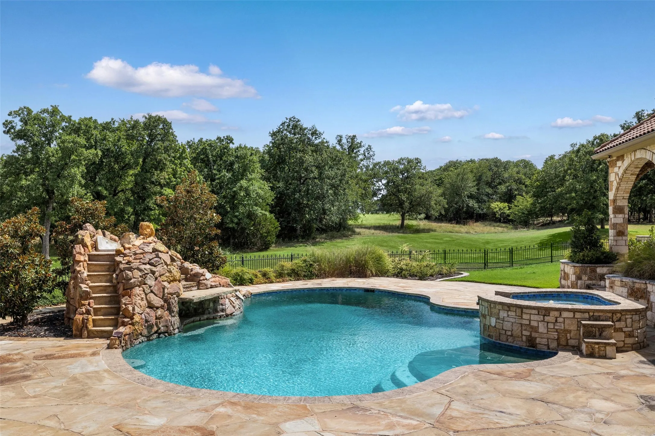 Single Family Residence For Sale in Parker County , 610 River Ranch Road, Aledo, Texas 76008, 4 Bedrooms, 7 Bathrooms, 8 Garage spaces, 6,996 Sqft, built in 2012, Price $4,650,000, mls#21352692, Real Estate Agent in Aledo, Homes For Sale in Parker county, Homes For Sale in Aledo, Realtor in Aledo Texas, Real Estate Brokerage Independent Realty Texas, Luminita Cordes Realtor