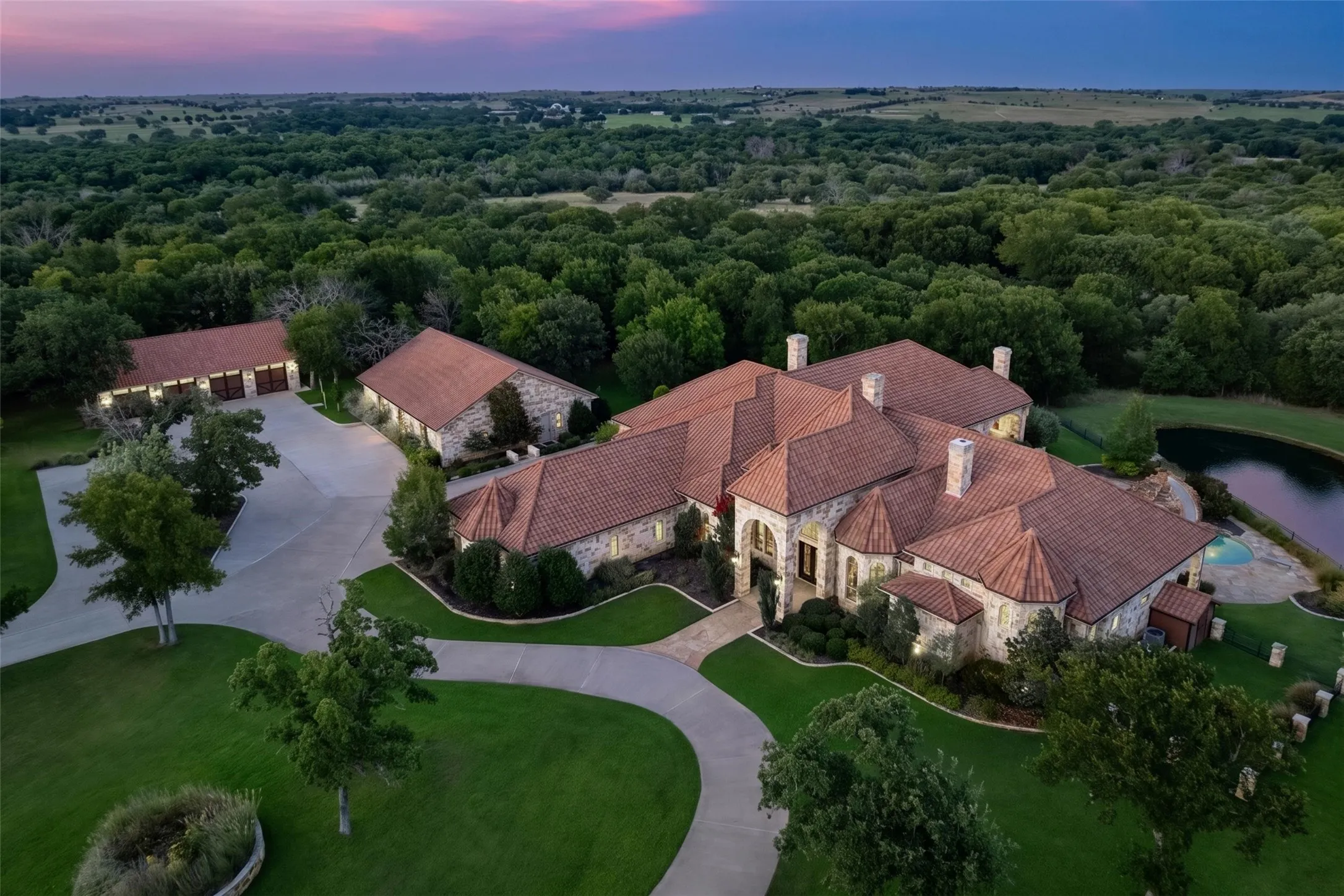 Single Family Residence For Sale in Parker County , 610 River Ranch Road, Aledo, Texas 76008, 4 Bedrooms, 7 Bathrooms, 8 Garage spaces, 6,996 Sqft, built in 2012, Price $4,650,000, mls#21352692, Real Estate Agent in Aledo, Homes For Sale in Parker county, Homes For Sale in Aledo, Realtor in Aledo Texas, Real Estate Brokerage Independent Realty Texas, Luminita Cordes Realtor