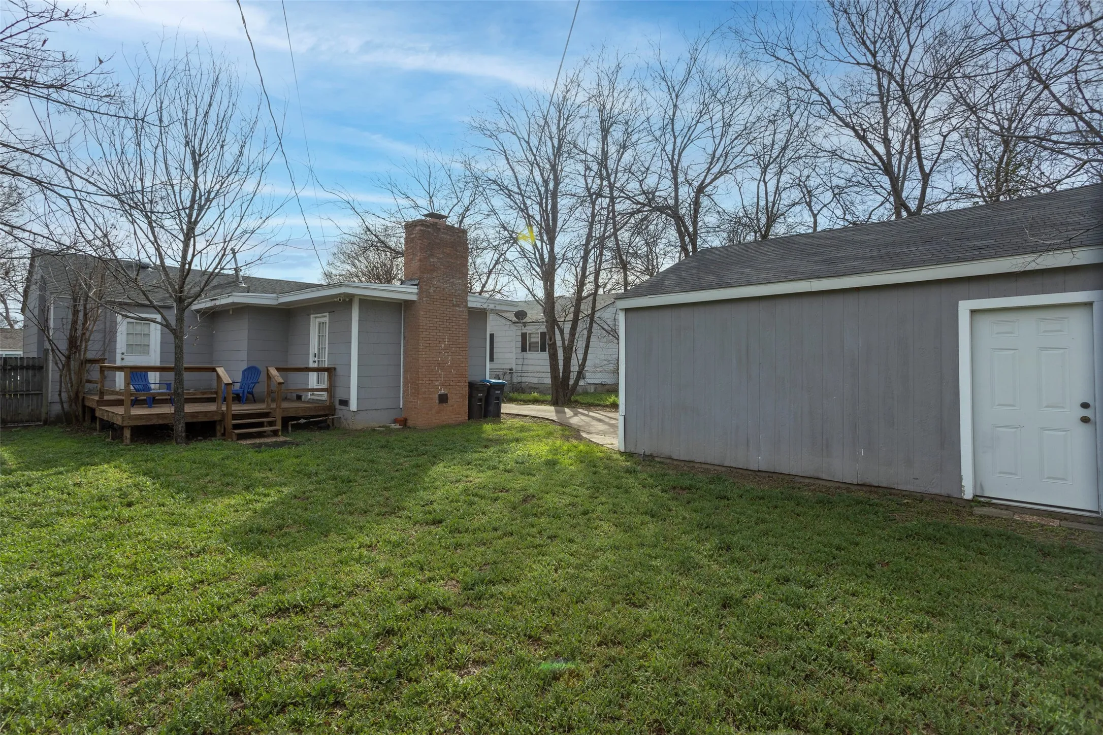 Single Family Residence For Rent in Tarrant County , 5612 Birchman Avenue, Fort Worth, Texas 76107, 3 Bedroom, 2 Bathroom, 2 Garage spaces, 1,089 Sqft, built in 1948, mls#21352759, Real Estate Agent in Fort Worth, Homes For Rent in Tarrant county, Homes For Rent in Fort Worth, Realtor in Fort Worth Texas, Real Estate Brokerage Independent Realty Texas, Luminita Cordes Realtor