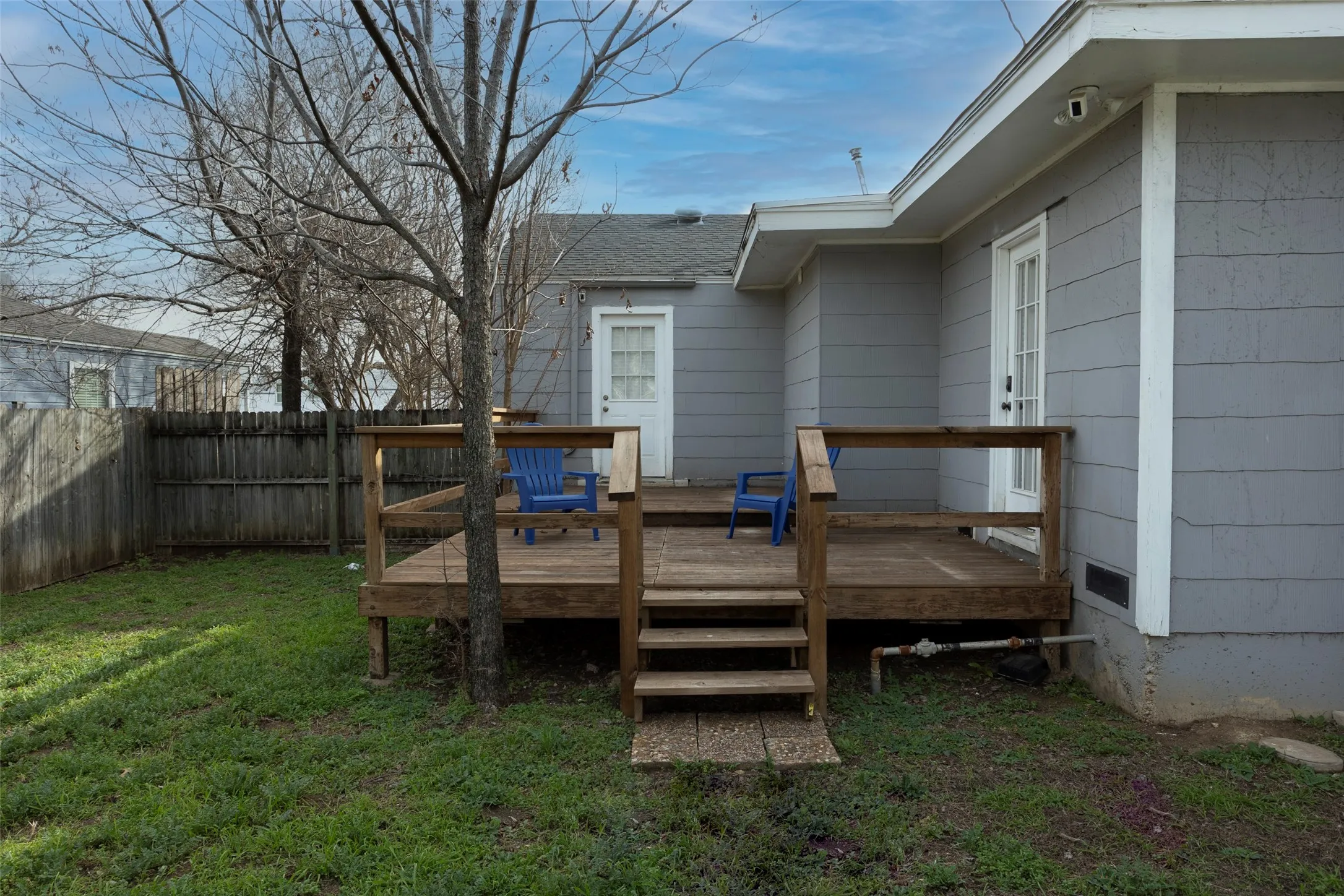 Single Family Residence For Rent in Tarrant County , 5612 Birchman Avenue, Fort Worth, Texas 76107, 3 Bedroom, 2 Bathroom, 2 Garage spaces, 1,089 Sqft, built in 1948, mls#21352759, Real Estate Agent in Fort Worth, Homes For Rent in Tarrant county, Homes For Rent in Fort Worth, Realtor in Fort Worth Texas, Real Estate Brokerage Independent Realty Texas, Luminita Cordes Realtor