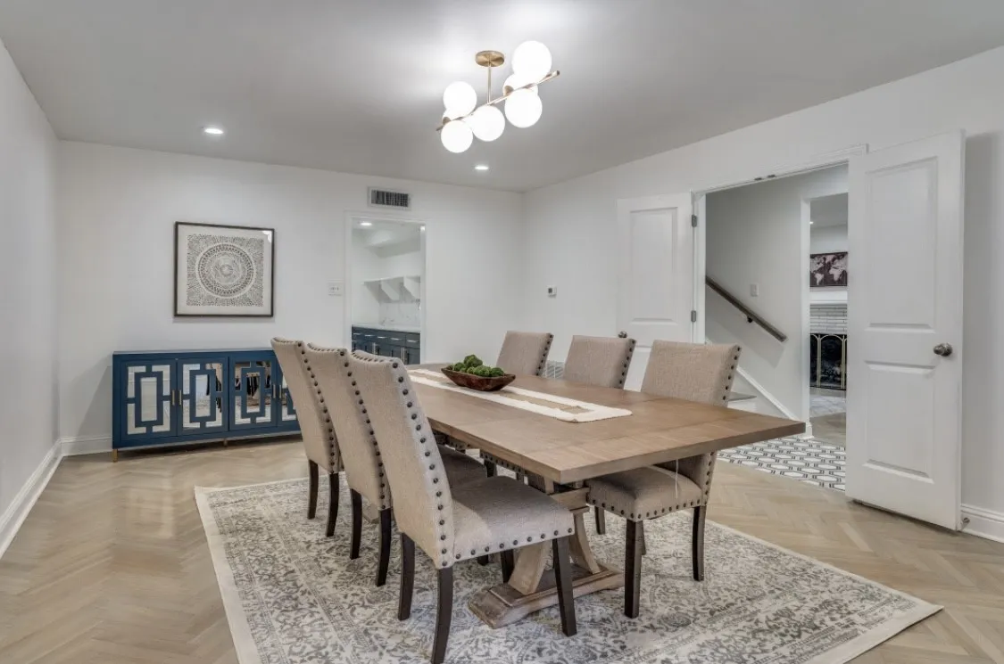 Single Family Residence For Rent in Dallas County , 4804 Alan Dale Lane, Dallas, Texas 75209, 4 Bedroom, 5 Bathroom, 2 Garage spaces, 4,657 Sqft, built in 1938, mls#21353630, Real Estate Agent in Dallas, Homes For Rent in Dallas county, Homes For Rent in Dallas, Realtor in Dallas Texas, Real Estate Brokerage Independent Realty Texas, Luminita Cordes Realtor