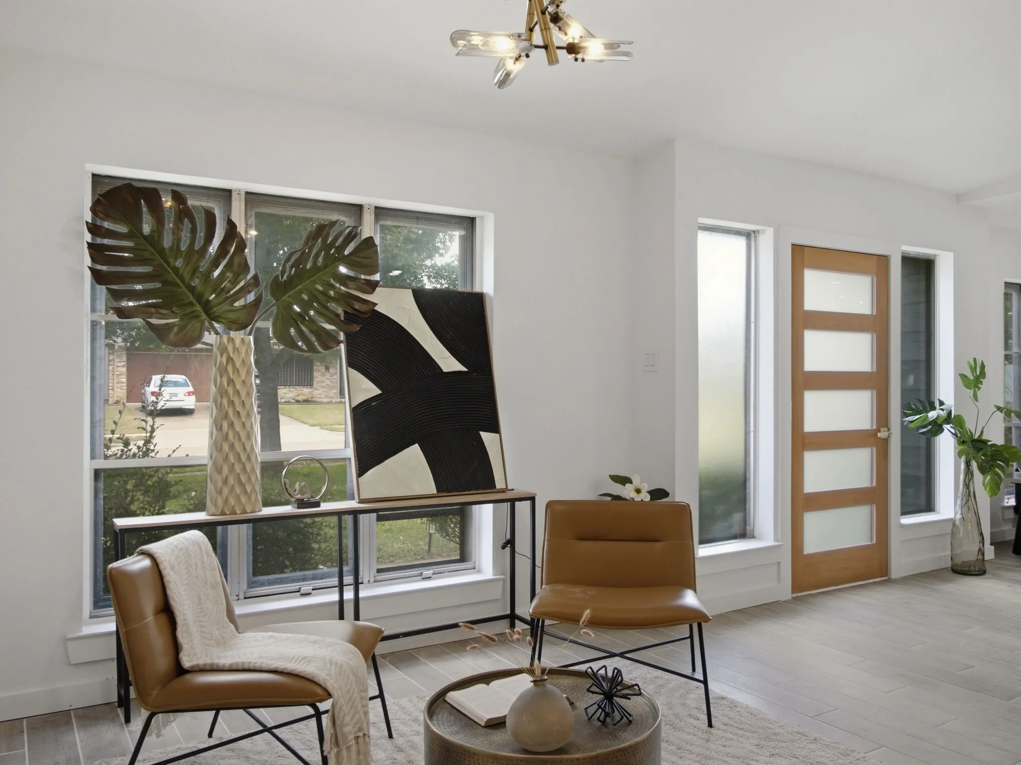 Single Family Residence For Rent in Dallas County , 11348 Carissa Drive, Dallas, Texas 75218, 3 Bedroom, 2 Bathroom, 2 Garage spaces, 1,710 Sqft, built in 1962, mls#21353647, Real Estate Agent in Dallas, Homes For Rent in Dallas county, Homes For Rent in Dallas, Realtor in Dallas Texas, Real Estate Brokerage Independent Realty Texas, Luminita Cordes Realtor