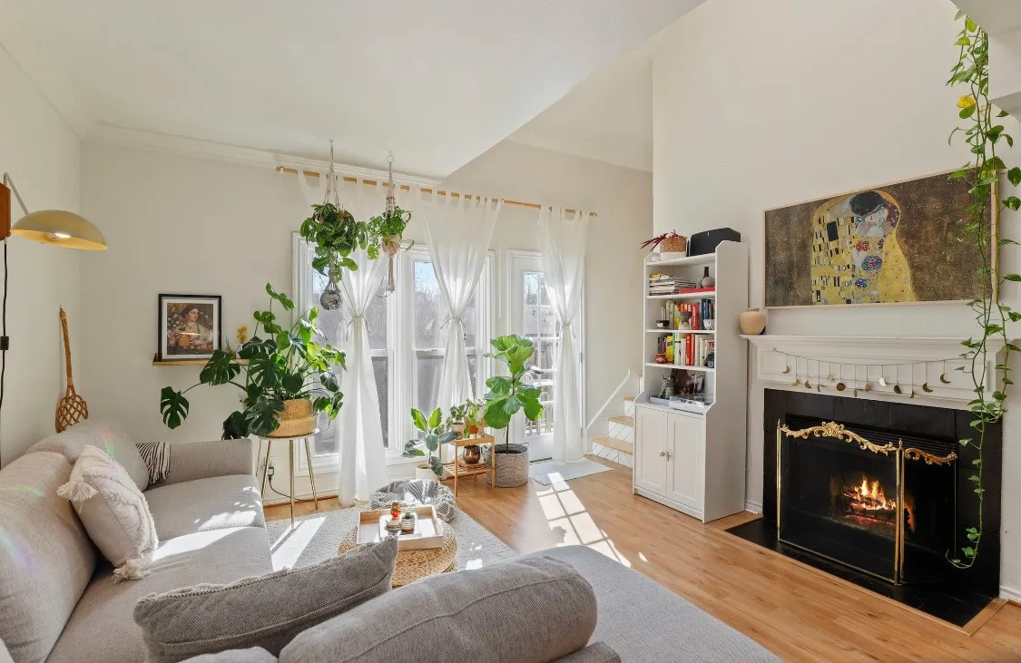 Condominium For Rent in Dallas County , 4034 Rawlins Street 203, Dallas, Texas 75219, 2 Bedroom, 2 Bathroom, 1 Garage spaces, 970 Sqft, built in 1984, mls#21353649, Real Estate Agent in Dallas, Homes For Rent in Dallas county, Homes For Rent in Dallas, Realtor in Dallas Texas, Real Estate Brokerage Independent Realty Texas, Luminita Cordes Realtor