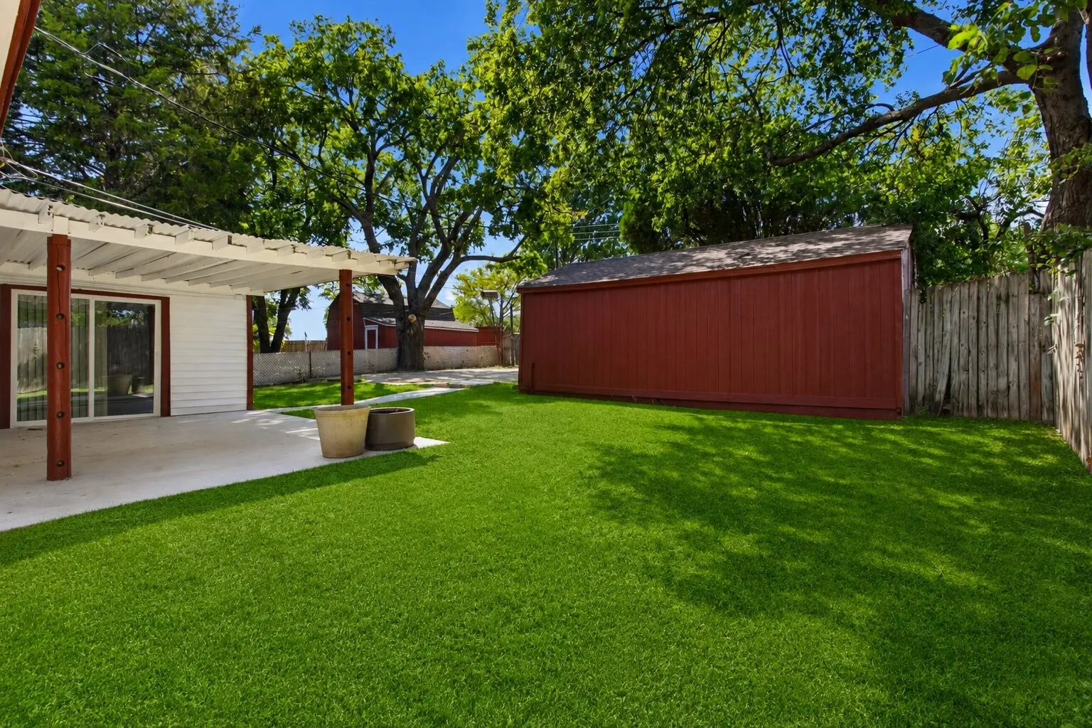 Single Family Residence For Sale in Dallas County , 3725 Sheryl Drive, Mesquite, Texas 75150, 3 Bedroom, 2 Bathroom, 1 Garage spaces, 1,376 Sqft, built in 1959, mls#21351301, Real Estate Agent in Mesquite, Homes For Sale in Dallas county, Homes For Sale in Mesquite, Realtor in Mesquite Texas, Real Estate Brokerage Independent Realty Texas, Luminita Cordes Realtor
