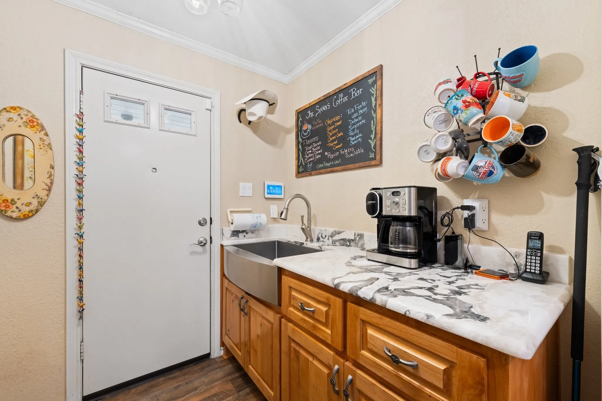 Single Family Residence For Sale in Johnson County , 7208 E County Road 405, Alvarado, Texas 76009, 3 Bedroom, 3 Bathroom, 2 Garage spaces, 3,616 Sqft, built in 1985, mls#21352407, Real Estate Agent in Alvarado, Homes For Sale in Johnson county, Homes For Sale in Alvarado, Realtor in Alvarado Texas, Real Estate Brokerage Independent Realty Texas, Luminita Cordes Realtor