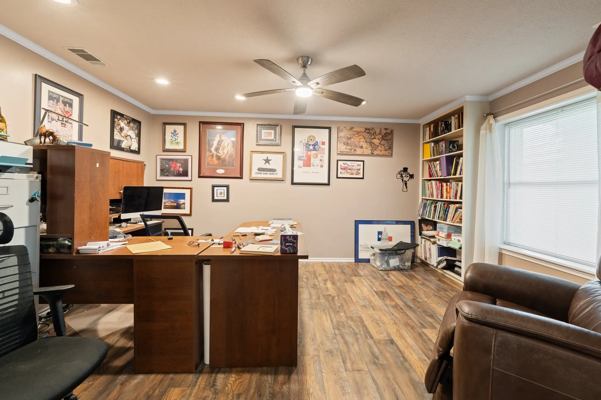 Single Family Residence For Sale in Johnson County , 7208 E County Road 405, Alvarado, Texas 76009, 3 Bedroom, 3 Bathroom, 2 Garage spaces, 3,616 Sqft, built in 1985, mls#21352407, Real Estate Agent in Alvarado, Homes For Sale in Johnson county, Homes For Sale in Alvarado, Realtor in Alvarado Texas, Real Estate Brokerage Independent Realty Texas, Luminita Cordes Realtor