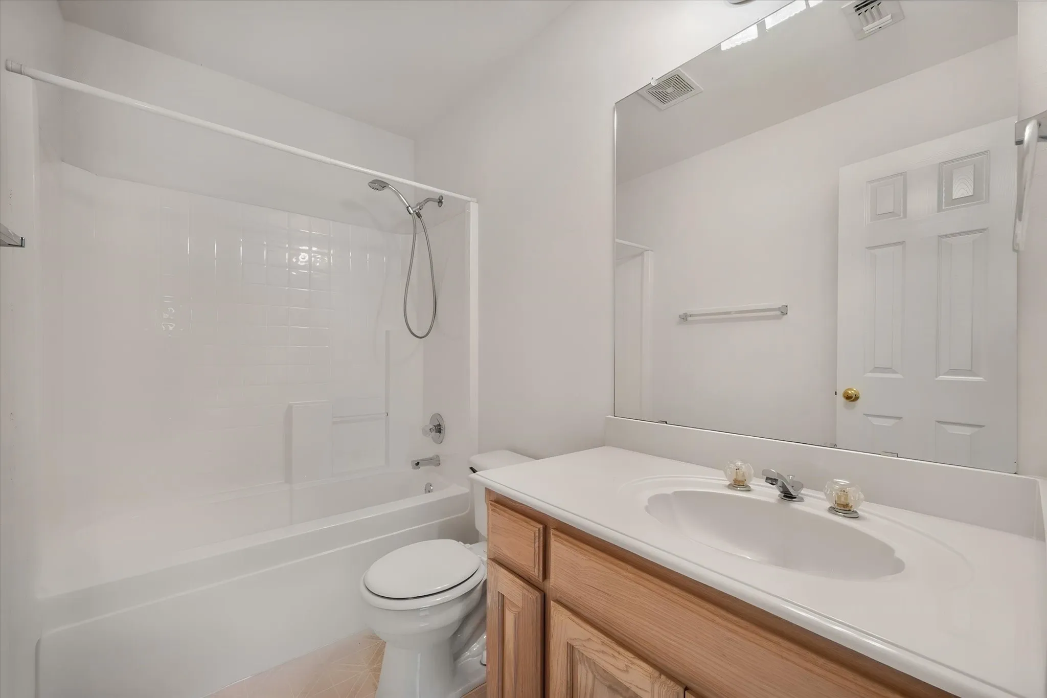 2nd Bathroom
