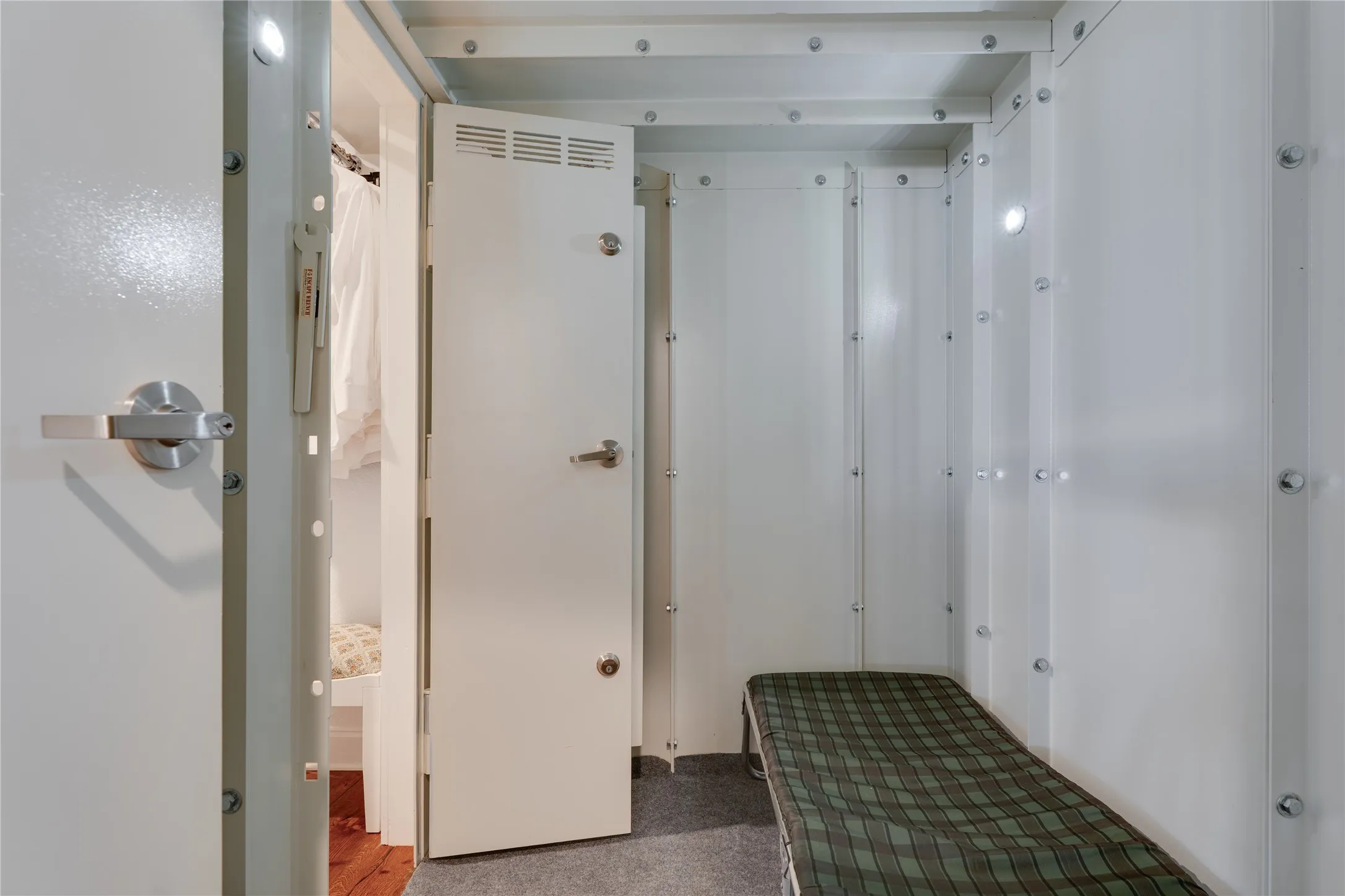 Interior safe room/tornado shelter