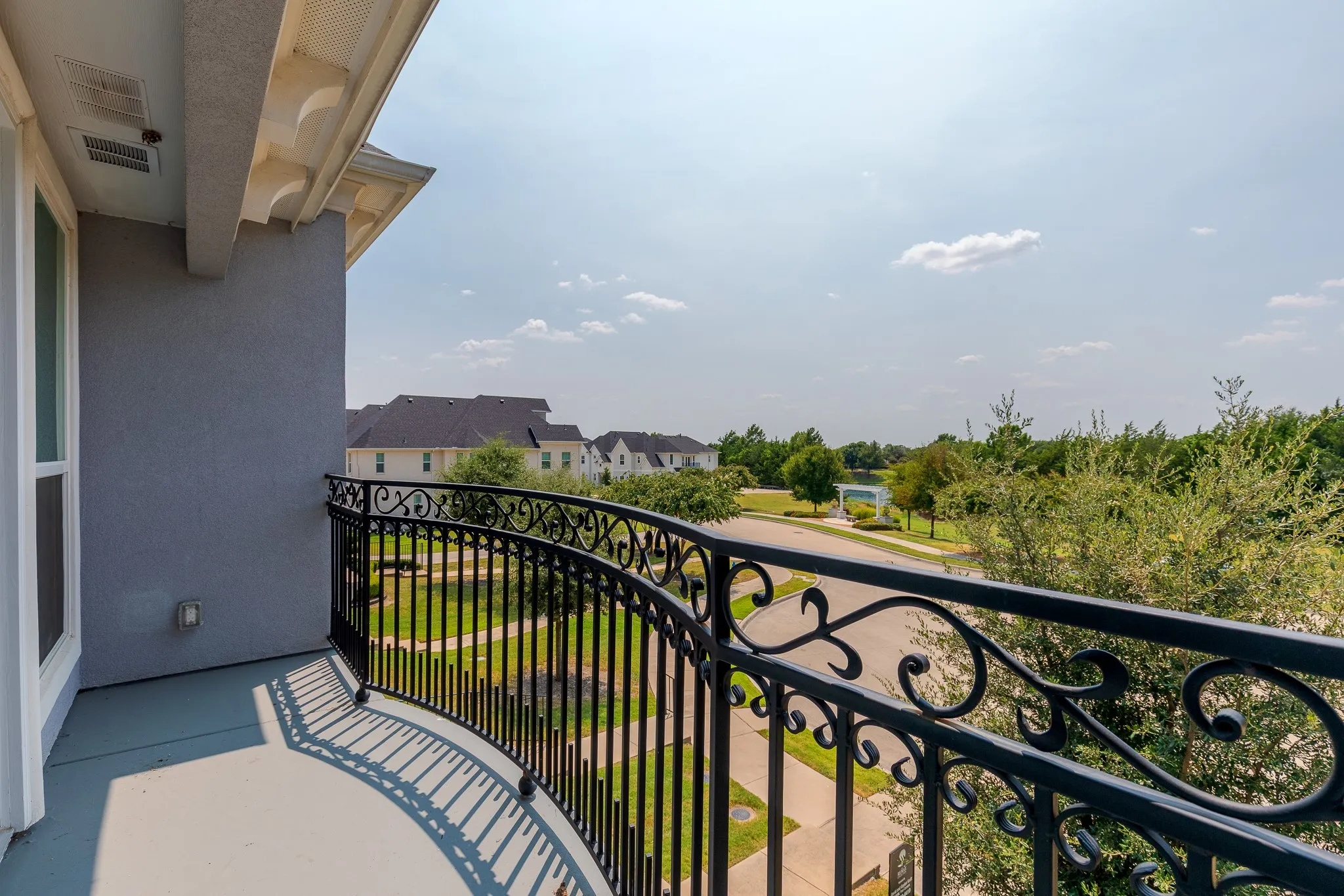 Townhouse For Sale in Collin County , 3109 Raphael Court, Mc Kinney, Texas 75070, 3 Bedroom, 3 Bathroom, 2 Garage spaces, 2,538 Sqft, built in 2017, mls#21342736, Real Estate Agent in Mc Kinney, Homes For Sale in Collin county, Homes For Sale in Mc Kinney, Realtor in Mc Kinney Texas, Real Estate Brokerage Independent Realty Texas, Luminita Cordes Realtor