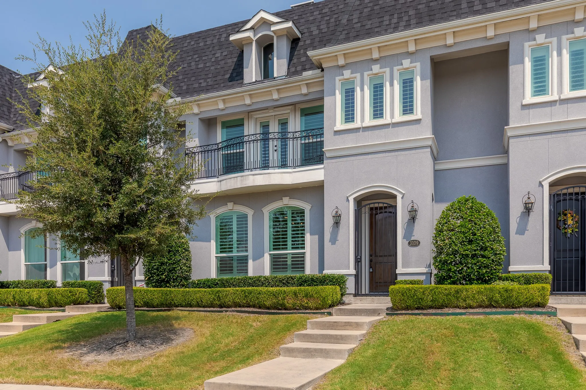 Townhouse For Sale in Collin County , 3109 Raphael Court, Mc Kinney, Texas 75070, 3 Bedroom, 3 Bathroom, 2 Garage spaces, 2,538 Sqft, built in 2017, mls#21342736, Real Estate Agent in Mc Kinney, Homes For Sale in Collin county, Homes For Sale in Mc Kinney, Realtor in Mc Kinney Texas, Real Estate Brokerage Independent Realty Texas, Luminita Cordes Realtor