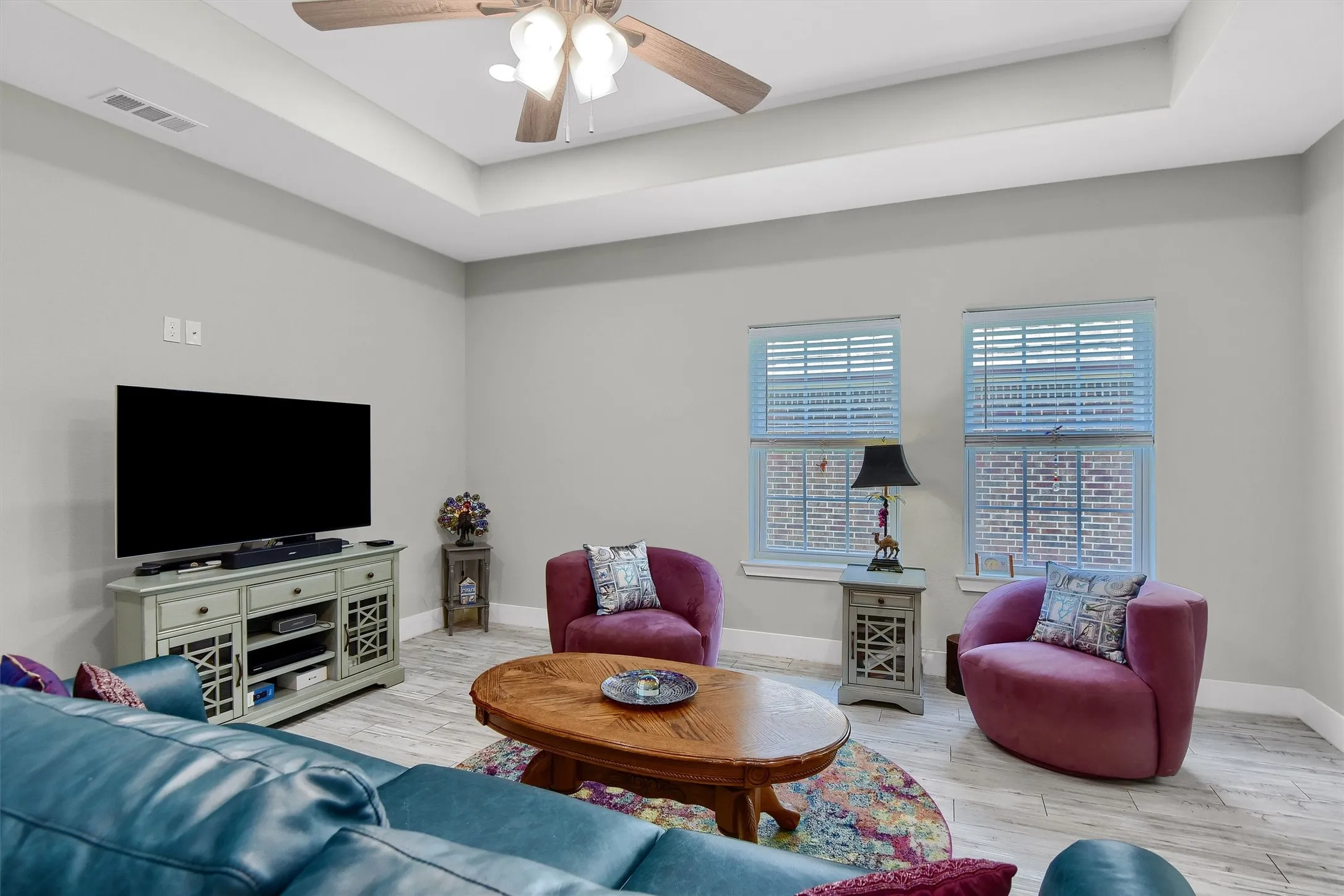 Single Family Residence For Rent in Grayson County , 3101 S College Boulevard, Denison, Texas 75020, 3 Bedroom, 2 Bathroom, 2 Garage spaces, 1,747 Sqft, built in 2020, mls#21353657, Real Estate Agent in Denison, Homes For Rent in Grayson county, Homes For Rent in Denison, Realtor in Denison Texas, Real Estate Brokerage Independent Realty Texas, Luminita Cordes Realtor