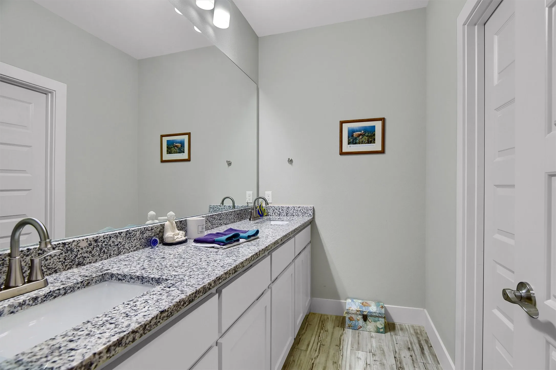 Single Family Residence For Rent in Grayson County , 3101 S College Boulevard, Denison, Texas 75020, 3 Bedroom, 2 Bathroom, 2 Garage spaces, 1,747 Sqft, built in 2020, mls#21353657, Real Estate Agent in Denison, Homes For Rent in Grayson county, Homes For Rent in Denison, Realtor in Denison Texas, Real Estate Brokerage Independent Realty Texas, Luminita Cordes Realtor