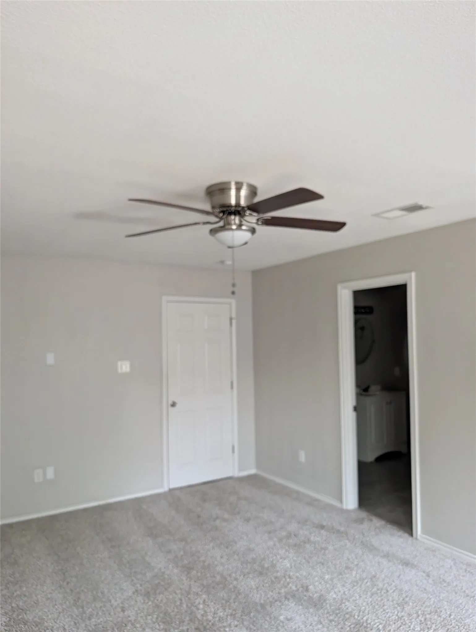 Single Family Residence For Rent in Tarrant County , 7237 Autumn Run Drive, Forest Hill, Texas 76140, 3 Bedroom, 2 Bathroom, 2 Garage spaces, 1,830 Sqft, built in 2016, mls#21353660, Real Estate Agent in Forest Hill, Homes For Rent in Tarrant county, Homes For Rent in Forest Hill, Realtor in Forest Hill Texas, Real Estate Brokerage Independent Realty Texas, Luminita Cordes Realtor
