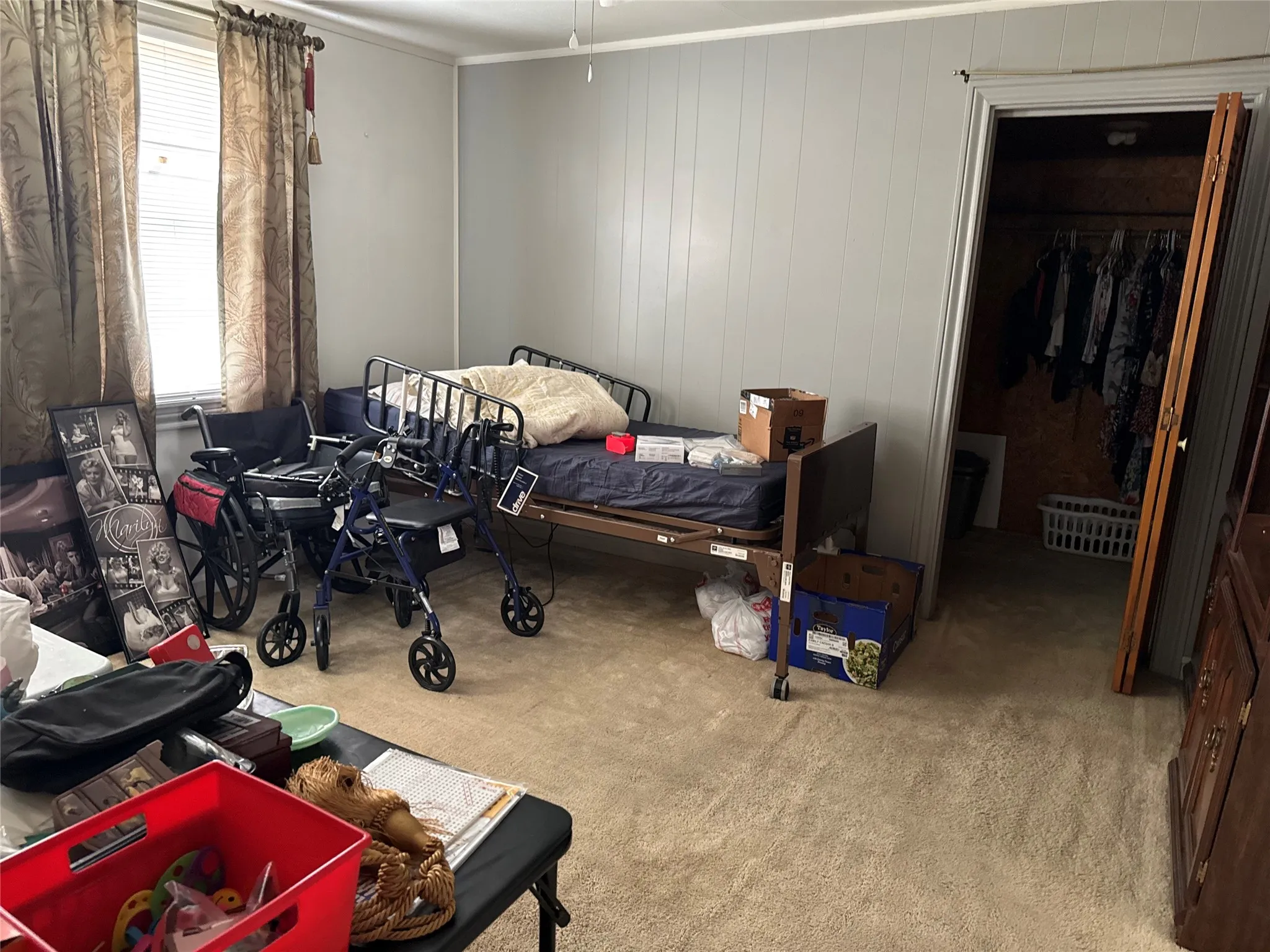 Single Family Residence For Sale in Mc Lennan County , 2233 Park Lake Drive, Waco, Texas 76708, 2 Bedrooms, 1 Bathroom, 1 Garage spaces, 1,108 Sqft, built in 1918, Price $148,900, mls#21350586, Real Estate Agent in Waco, Homes For Sale in Mc Lennan county, Homes For Sale in Waco, Realtor in Waco Texas, Real Estate Brokerage Independent Realty Texas, Luminita Cordes Realtor