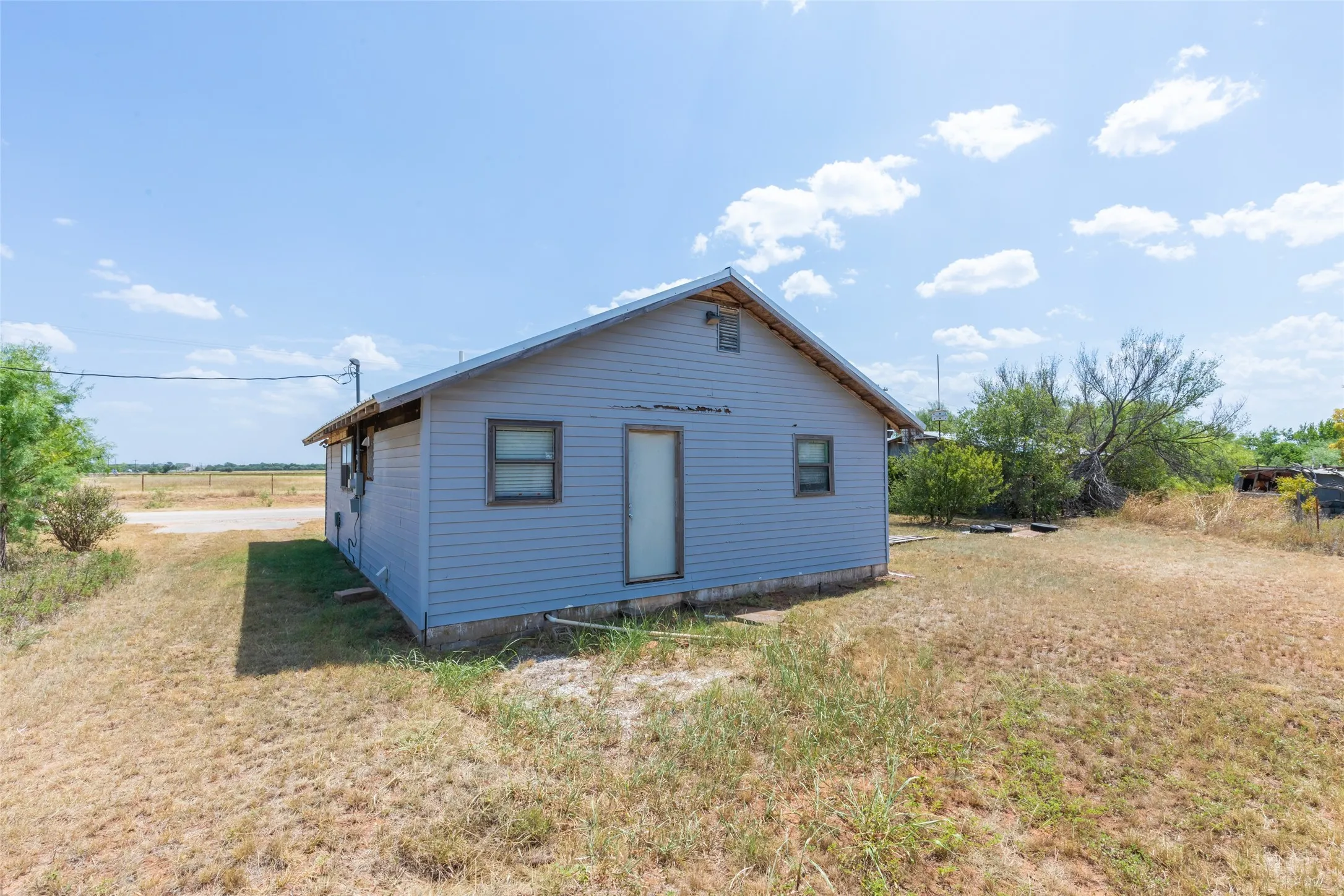 Farm For Sale in Jones County , TBD County Road 509, Hawley, Texas 79525, 1 Bedroom, 1 Bathroom, Garage spaces, 972 Sqft, built in 1938, mls#21352646, Real Estate Agent in Hawley, Homes For Sale in Jones county, Homes For Sale in Hawley, Realtor in Hawley Texas, Real Estate Brokerage Independent Realty Texas, Luminita Cordes Realtor
