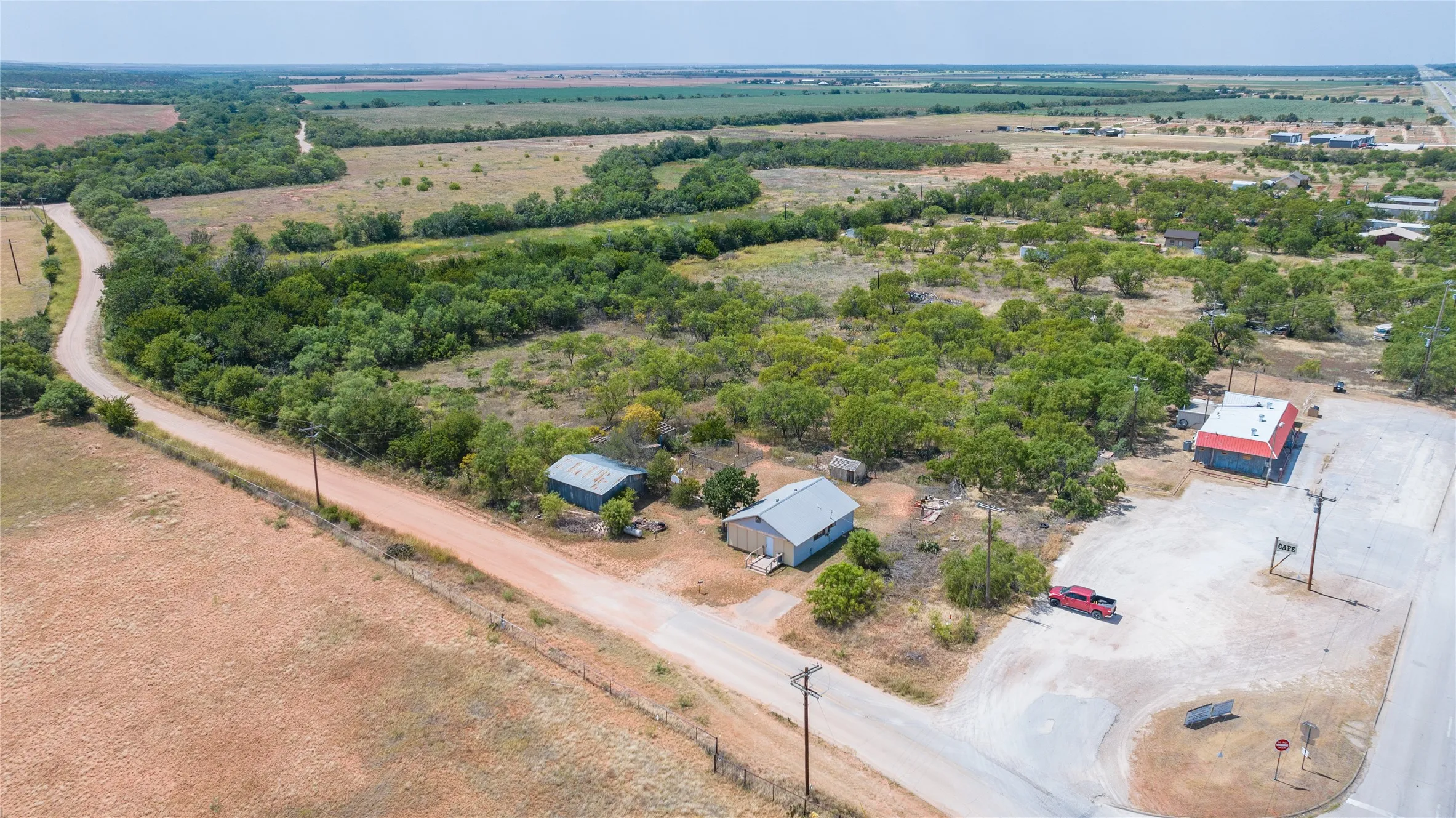 Single Family Residence For Sale in Jones County , 12143 County Road 509, Hawley, Texas 79525, 1 Bedroom, 1 Bathroom, Garage spaces, 972 Sqft, built in 1938, mls#21352167, Real Estate Agent in Hawley, Homes For Sale in Jones county, Homes For Sale in Hawley, Realtor in Hawley Texas, Real Estate Brokerage Independent Realty Texas, Luminita Cordes Realtor