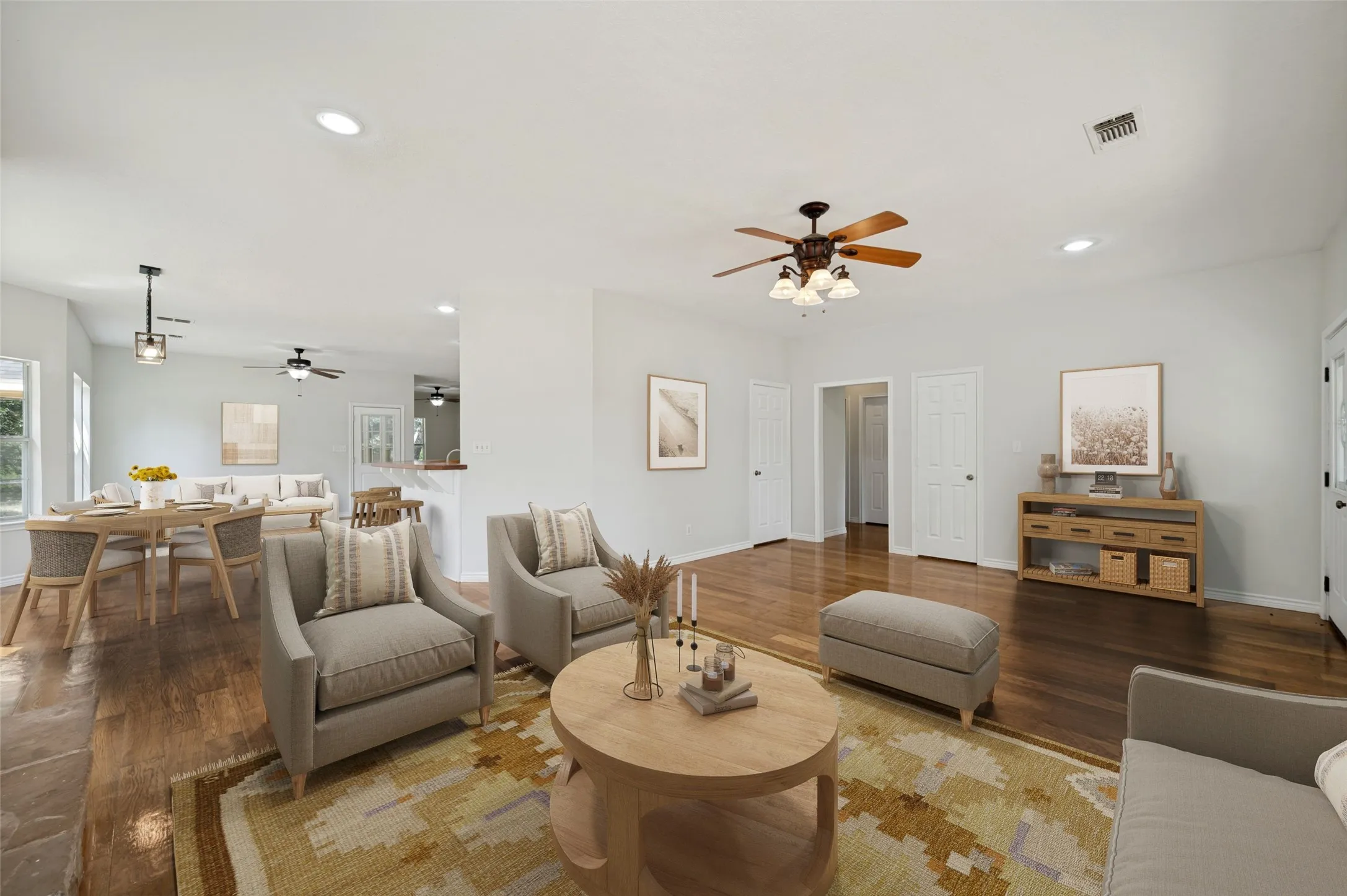 Single Family Residence For Sale in Cooke County , 229 Quail Run Road, Valley View, Texas 76272, 4 Bedroom, 3 Bathroom, 2 Garage spaces, 3,348 Sqft, built in 2006, mls#21353049, Real Estate Agent in Valley View, Homes For Sale in Cooke county, Homes For Sale in Valley View, Realtor in Valley View Texas, Real Estate Brokerage Independent Realty Texas, Luminita Cordes Realtor