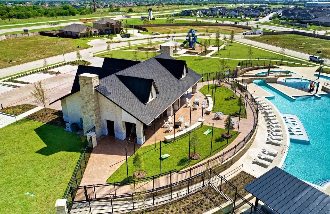 Single Family Residence For Sale in Denton County , 1049 Kirkham Way, Fort Worth, Texas 76247, 4 Bedroom, 2 Bathroom, 2 Garage spaces, 1,656 Sqft, built in 2023, mls#21340464, Real Estate Agent in Fort Worth, Homes For Sale in Denton county, Homes For Sale in Fort Worth, Realtor in Fort Worth Texas, Real Estate Brokerage Independent Realty Texas, Luminita Cordes Realtor