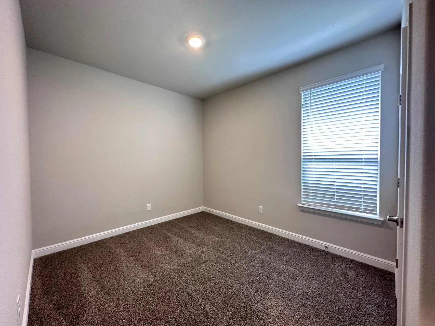 Single Family Residence For Sale in Denton County , 1049 Kirkham Way, Fort Worth, Texas 76247, 4 Bedroom, 2 Bathroom, 2 Garage spaces, 1,656 Sqft, built in 2023, mls#21340464, Real Estate Agent in Fort Worth, Homes For Sale in Denton county, Homes For Sale in Fort Worth, Realtor in Fort Worth Texas, Real Estate Brokerage Independent Realty Texas, Luminita Cordes Realtor
