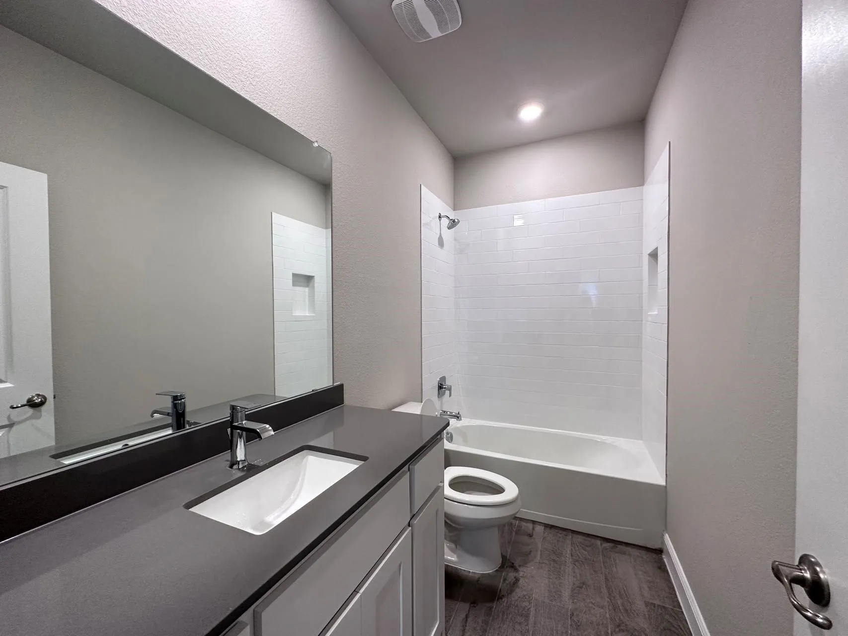 Single Family Residence For Sale in Denton County , 1049 Kirkham Way, Fort Worth, Texas 76247, 4 Bedroom, 2 Bathroom, 2 Garage spaces, 1,656 Sqft, built in 2023, mls#21340464, Real Estate Agent in Fort Worth, Homes For Sale in Denton county, Homes For Sale in Fort Worth, Realtor in Fort Worth Texas, Real Estate Brokerage Independent Realty Texas, Luminita Cordes Realtor