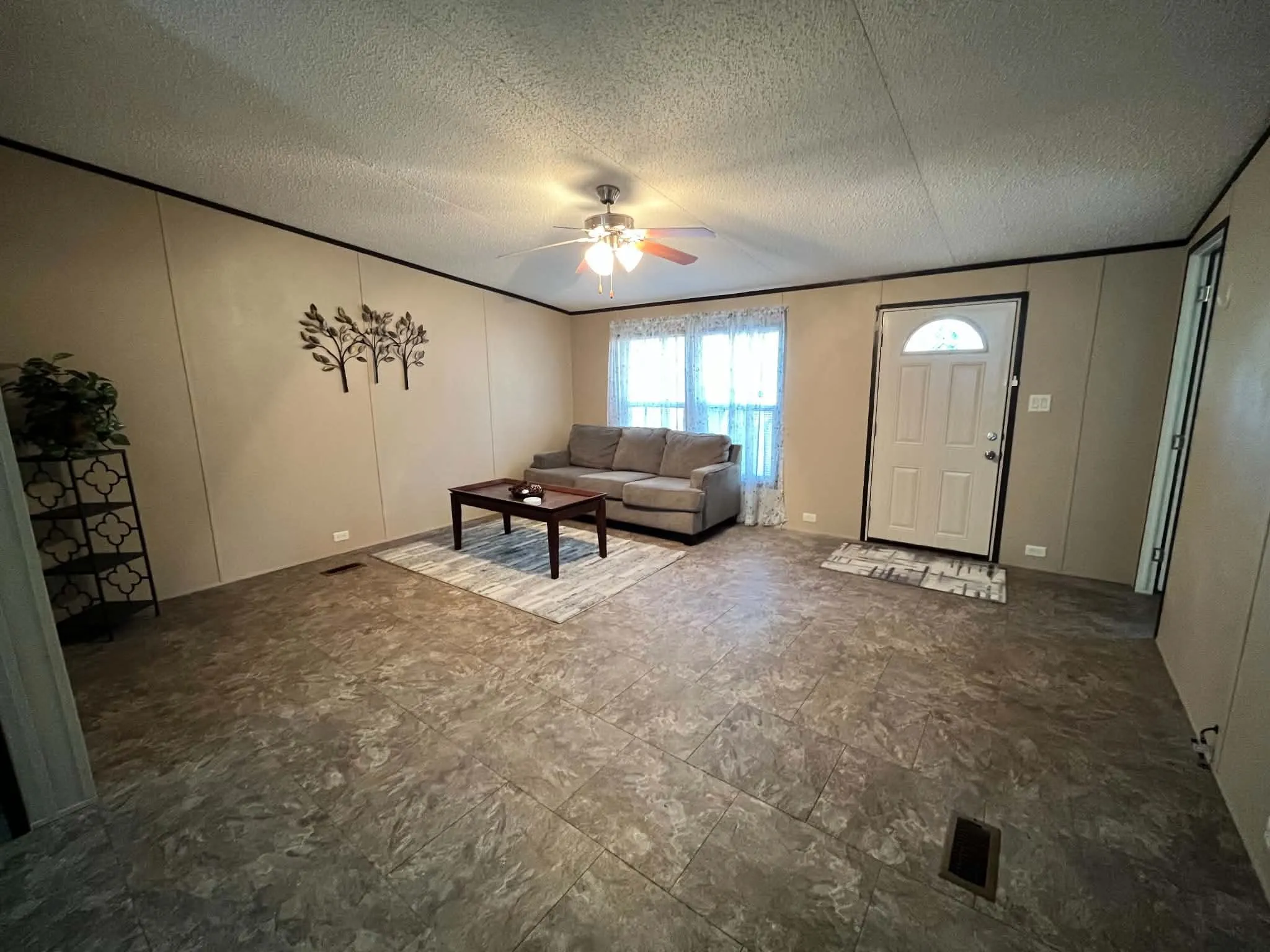 Mobile Home For Sale in Montague County , 10 Sol Court, Nocona, Texas 76255, 3 Bedroom, 2 Bathroom, Garage spaces, 1,408 Sqft, built in 2017, mls#21353678, Real Estate Agent in Nocona, Homes For Sale in Montague county, Homes For Sale in Nocona, Realtor in Nocona Texas, Real Estate Brokerage Independent Realty Texas, Luminita Cordes Realtor
