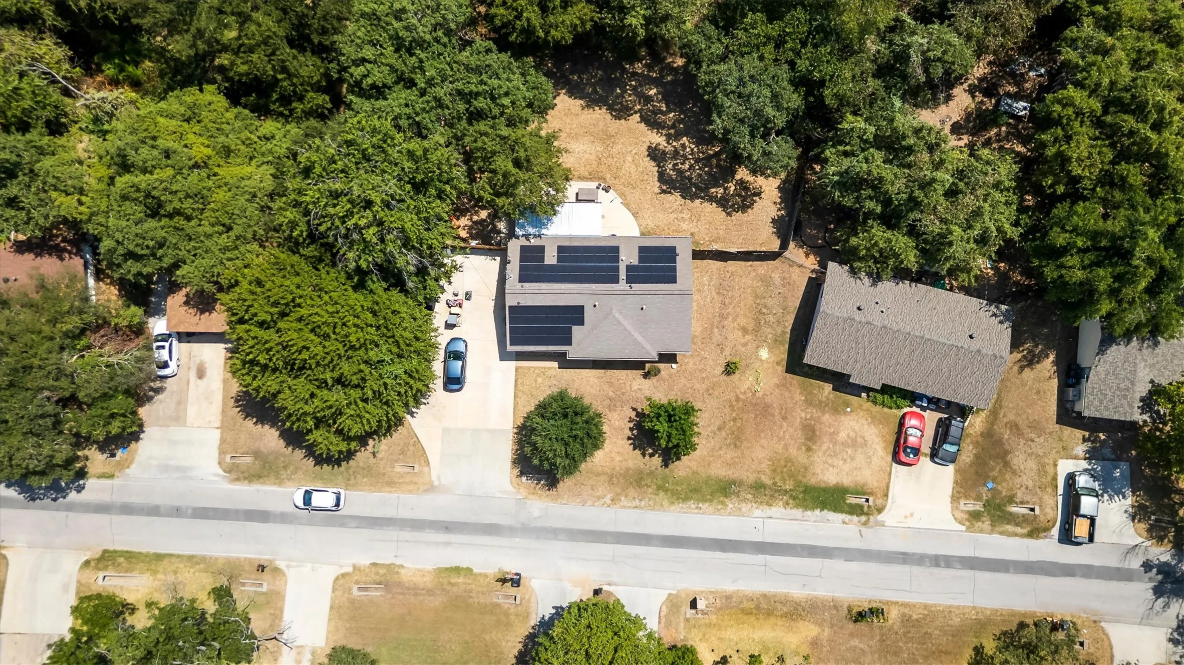 Single Family Residence For Sale in Tarrant County , 128 Lynn Drive, Azle, Texas 76020, 3 Bedroom, 2 Bathroom, Garage spaces, 1,322 Sqft, built in 1973, mls#21353615, Real Estate Agent in Azle, Homes For Sale in Tarrant county, Homes For Sale in Azle, Realtor in Azle Texas, Real Estate Brokerage Independent Realty Texas, Luminita Cordes Realtor