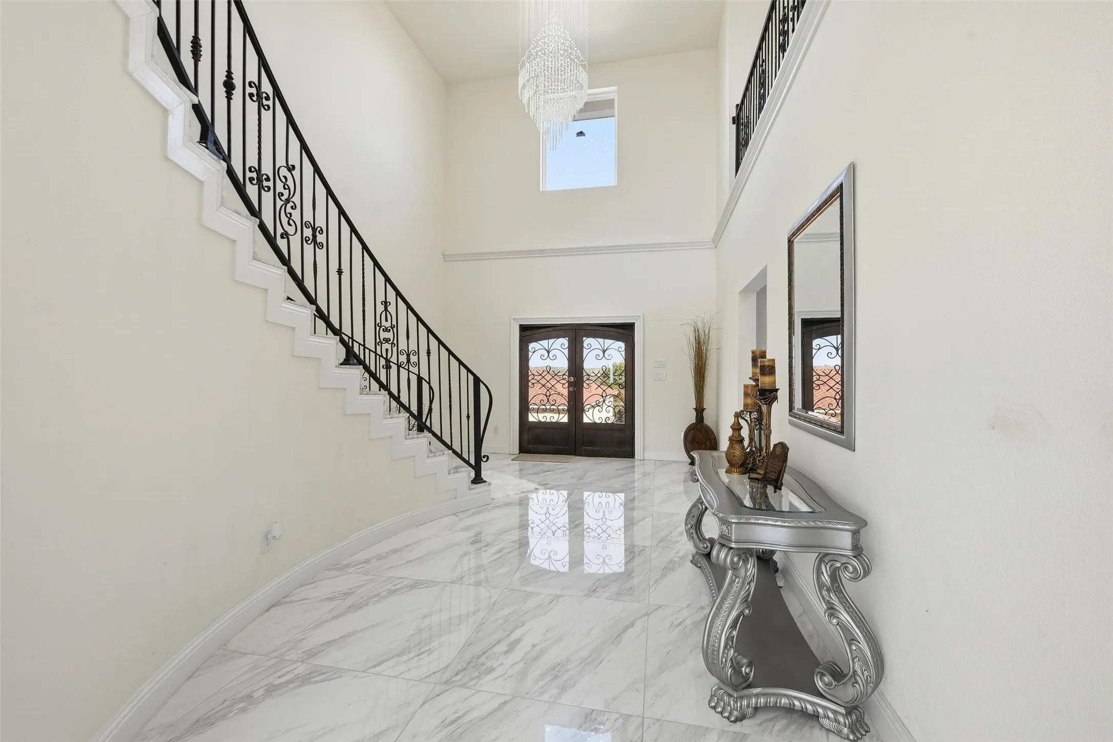 Single Family Residence For Sale in Tarrant County , 7725 Lakeview Circle, Fort Worth, Texas 76179, 4 Bedroom, 4 Bathroom, 2 Garage spaces, 3,389 Sqft, built in 2022, mls#21353162, Real Estate Agent in Fort Worth, Homes For Sale in Tarrant county, Homes For Sale in Fort Worth, Realtor in Fort Worth Texas, Real Estate Brokerage Independent Realty Texas, Luminita Cordes Realtor