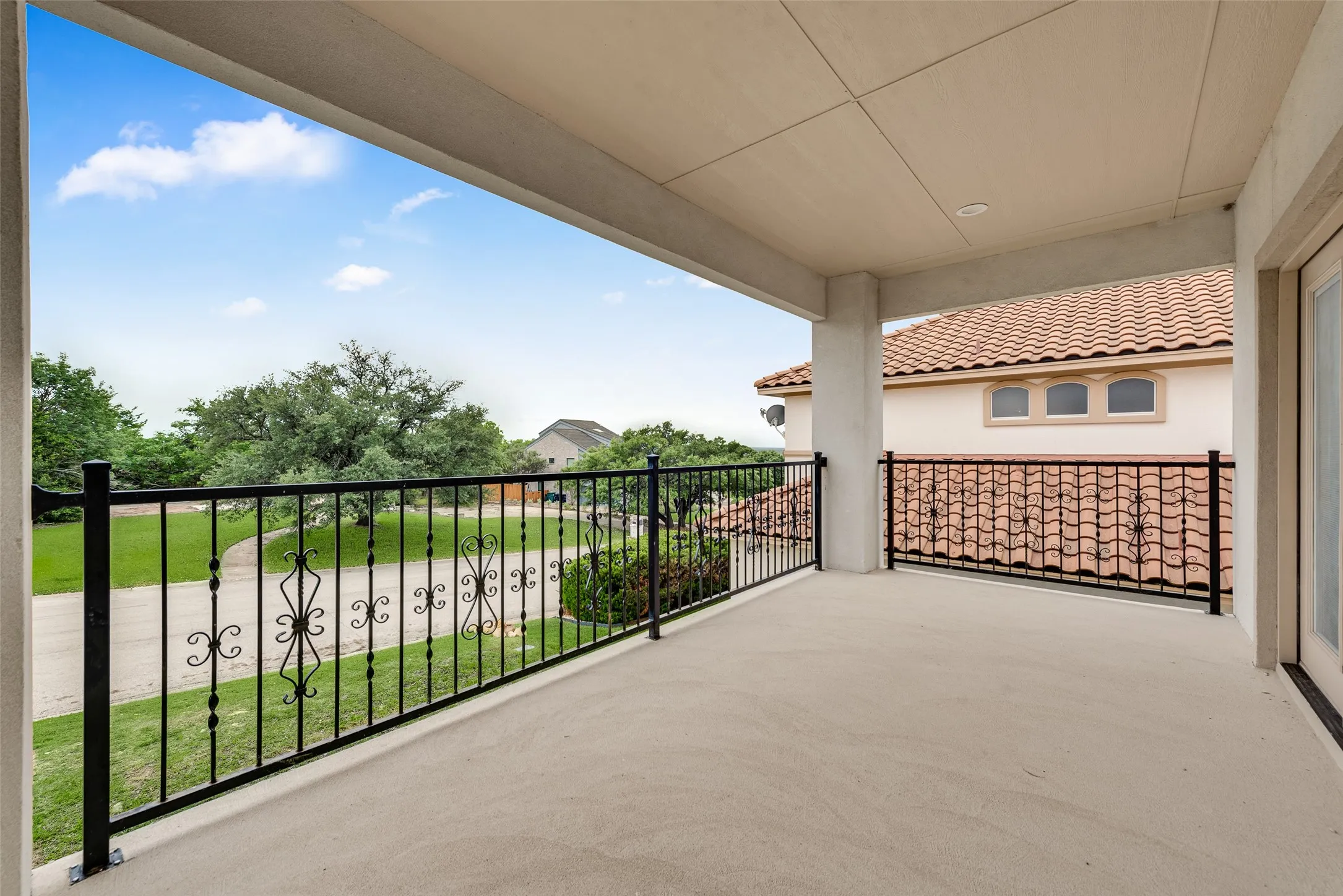 Single Family Residence For Sale in Tarrant County , 7725 Lakeview Circle, Fort Worth, Texas 76179, 4 Bedroom, 4 Bathroom, 2 Garage spaces, 3,389 Sqft, built in 2022, mls#21353162, Real Estate Agent in Fort Worth, Homes For Sale in Tarrant county, Homes For Sale in Fort Worth, Realtor in Fort Worth Texas, Real Estate Brokerage Independent Realty Texas, Luminita Cordes Realtor