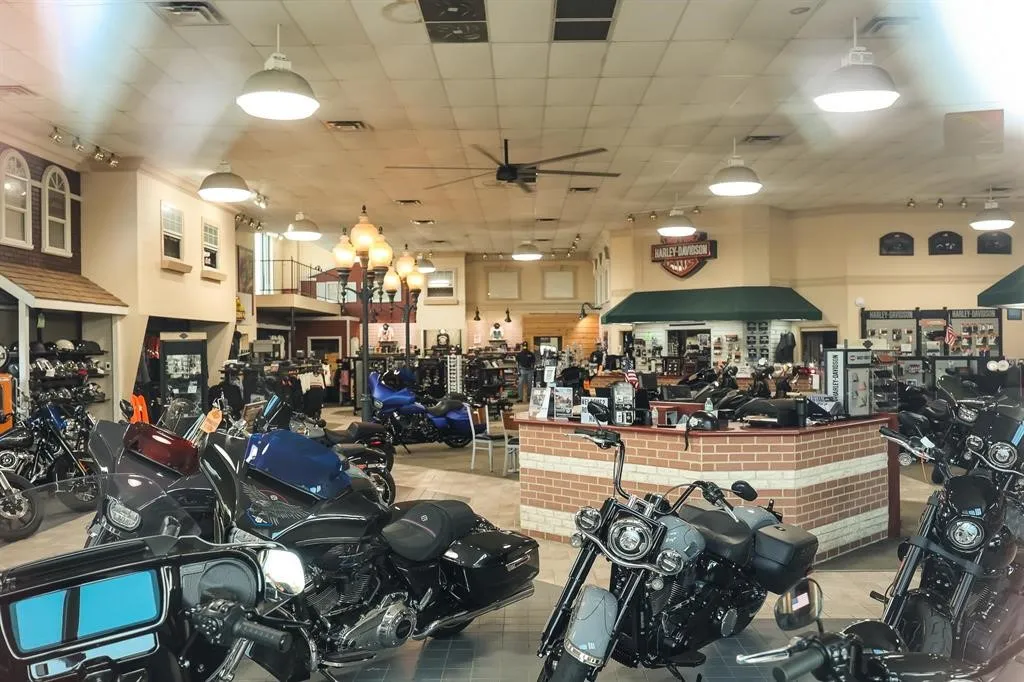 Retail For Sale in Gregg County , 3400 N 4TH Street, Longview, Texas 75605, 0, 0, Garage spaces, 0 Sqft, built in 2001, mls#21353671, Real Estate Agent in Longview, Homes For Sale in Gregg county, Homes For Sale in Longview, Realtor in Longview Texas, Real Estate Brokerage Independent Realty Texas, Luminita Cordes Realtor