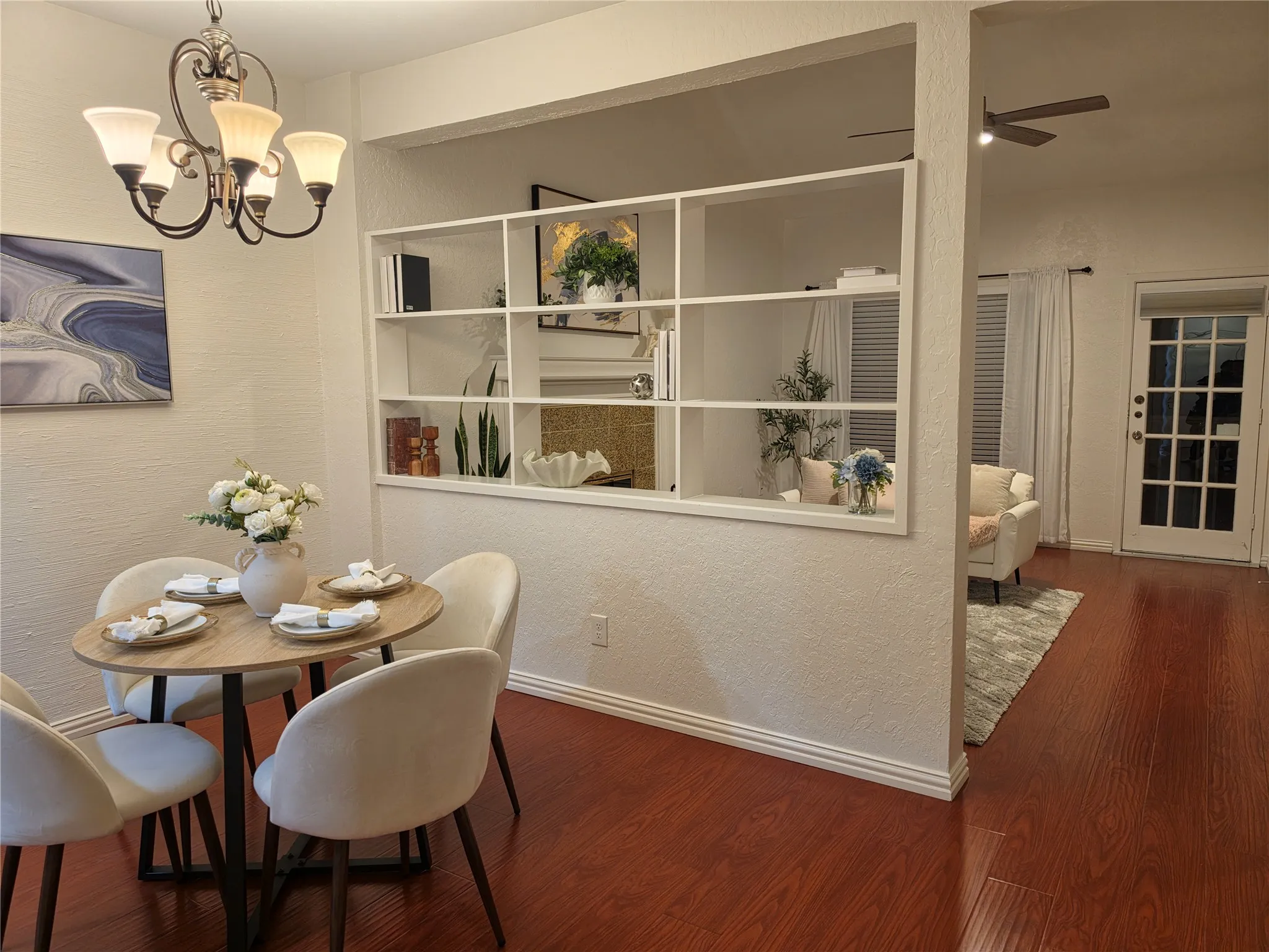 Condominium For Sale in Collin County , 3120 Devonshire Drive 231, Plano, Texas 75075, 2 Bedroom, 2 Bathroom, Garage spaces, 1,071 Sqft, built in 1984, mls#21353230, Real Estate Agent in Plano, Homes For Sale in Collin county, Homes For Sale in Plano, Realtor in Plano Texas, Real Estate Brokerage Independent Realty Texas, Luminita Cordes Realtor
