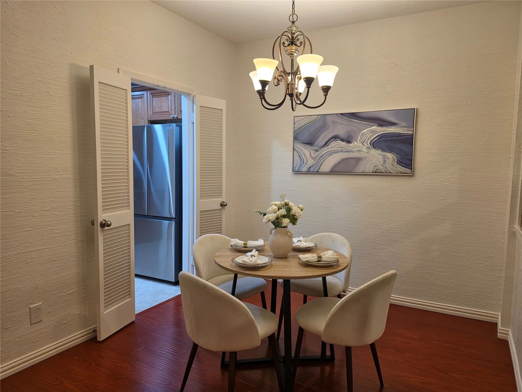 Condominium For Sale in Collin County , 3120 Devonshire Drive 231, Plano, Texas 75075, 2 Bedroom, 2 Bathroom, Garage spaces, 1,071 Sqft, built in 1984, mls#21353230, Real Estate Agent in Plano, Homes For Sale in Collin county, Homes For Sale in Plano, Realtor in Plano Texas, Real Estate Brokerage Independent Realty Texas, Luminita Cordes Realtor