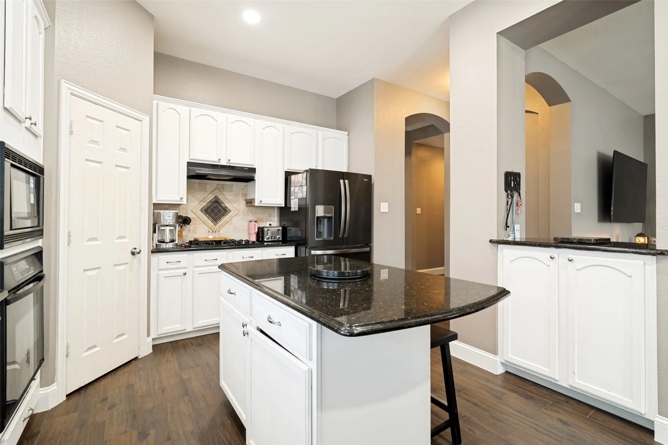 Kitchen island