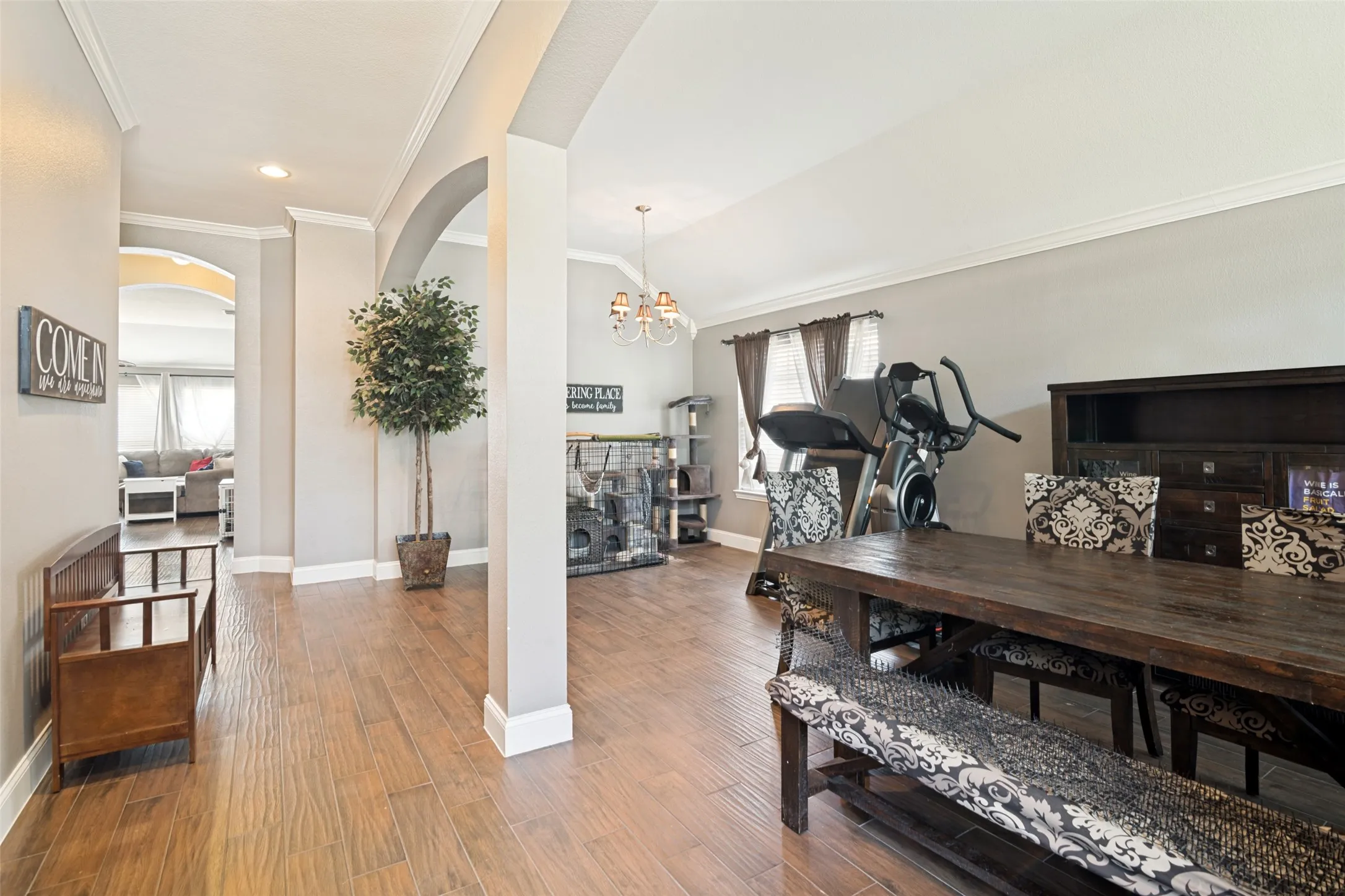 Single Family Residence For Sale in Rockwall County , 133 Bob White Court, Rockwall, Texas 75087, 4 Bedroom, 2 Bathroom, 2 Garage spaces, 2,343 Sqft, built in 2004, mls#21352032, Real Estate Agent in Rockwall, Homes For Sale in Rockwall county, Homes For Sale in Rockwall, Realtor in Rockwall Texas, Real Estate Brokerage Independent Realty Texas, Luminita Cordes Realtor