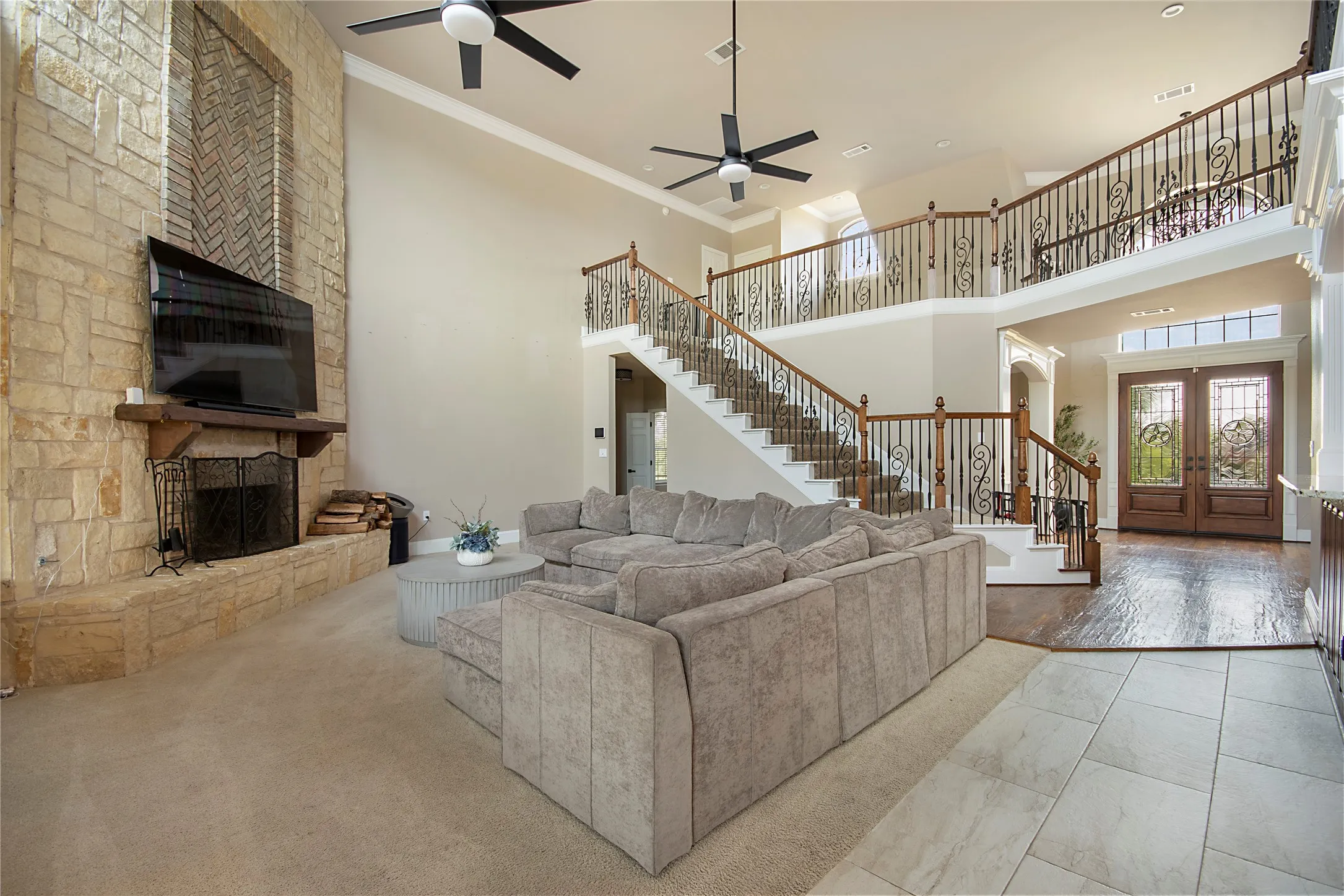 Single Family Residence For Sale in Collin County , 4701 Lake Drive, Celina, Texas 75009, 5 Bedroom, 4 Bathroom, 3 Garage spaces, 5,197 Sqft, built in 2003, mls#21349630, Real Estate Agent in Celina, Homes For Sale in Collin county, Homes For Sale in Celina, Realtor in Celina Texas, Real Estate Brokerage Independent Realty Texas, Luminita Cordes Realtor
