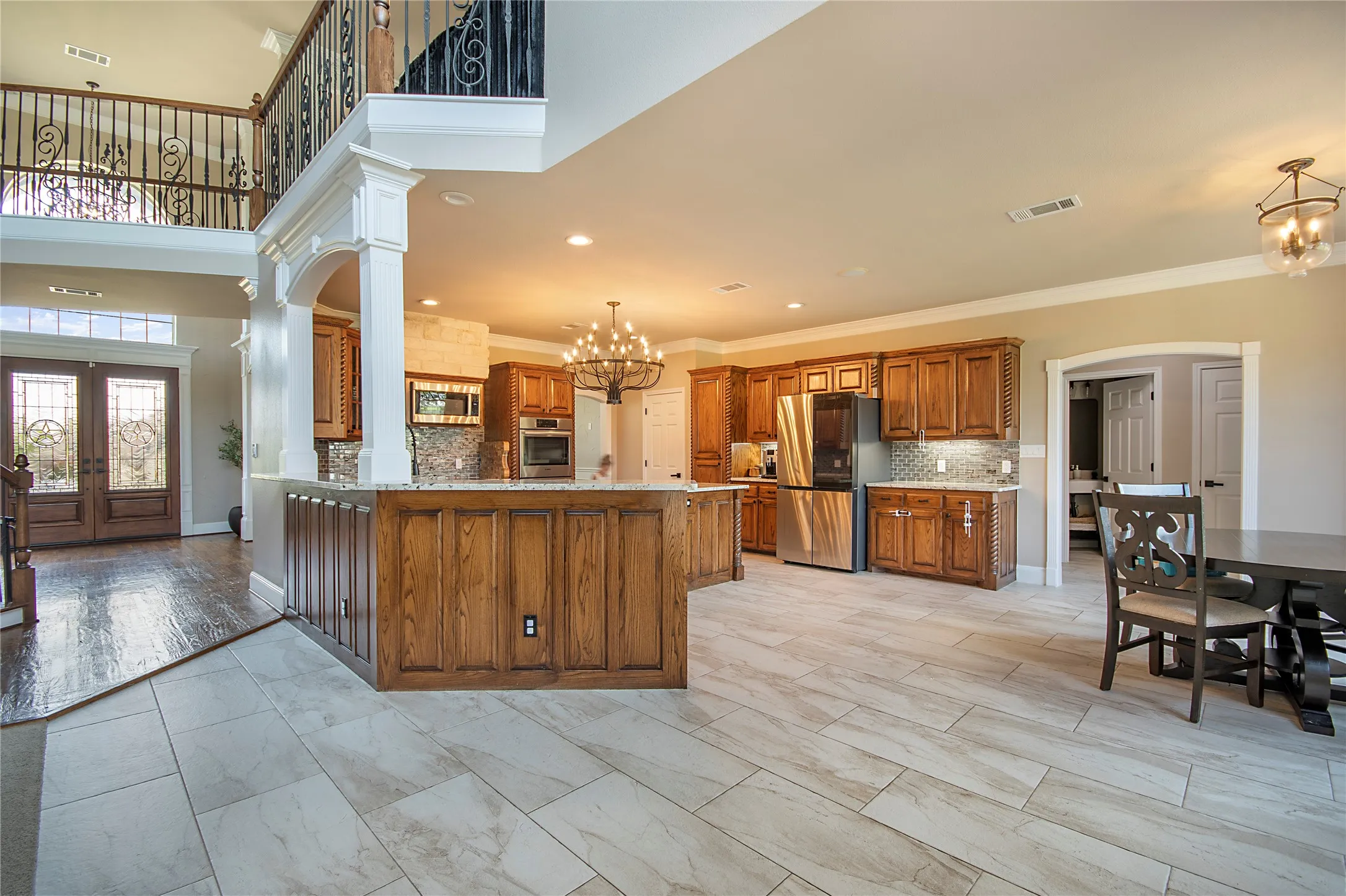 Single Family Residence For Sale in Collin County , 4701 Lake Drive, Celina, Texas 75009, 5 Bedroom, 4 Bathroom, 3 Garage spaces, 5,197 Sqft, built in 2003, mls#21349630, Real Estate Agent in Celina, Homes For Sale in Collin county, Homes For Sale in Celina, Realtor in Celina Texas, Real Estate Brokerage Independent Realty Texas, Luminita Cordes Realtor