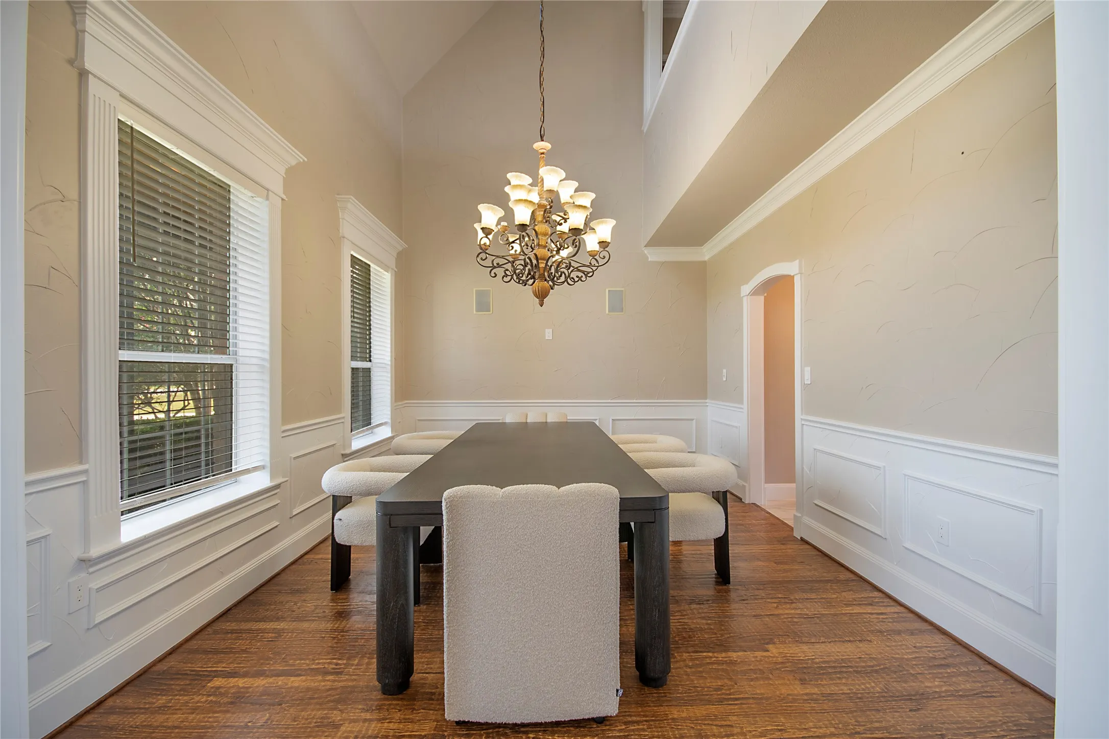 Single Family Residence For Sale in Collin County , 4701 Lake Drive, Celina, Texas 75009, 5 Bedroom, 4 Bathroom, 3 Garage spaces, 5,197 Sqft, built in 2003, mls#21349630, Real Estate Agent in Celina, Homes For Sale in Collin county, Homes For Sale in Celina, Realtor in Celina Texas, Real Estate Brokerage Independent Realty Texas, Luminita Cordes Realtor