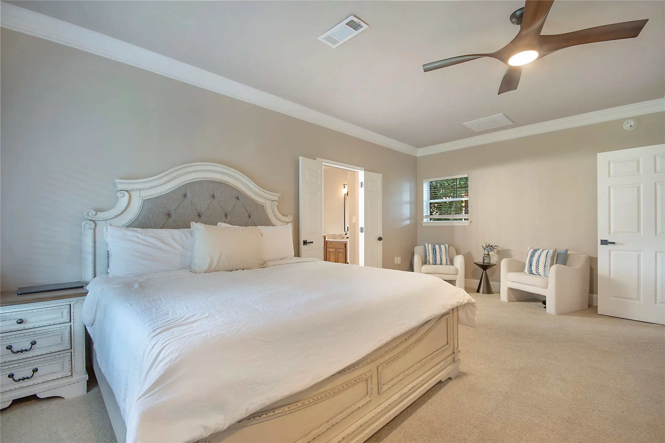 Single Family Residence For Sale in Collin County , 4701 Lake Drive, Celina, Texas 75009, 5 Bedroom, 4 Bathroom, 3 Garage spaces, 5,197 Sqft, built in 2003, mls#21349630, Real Estate Agent in Celina, Homes For Sale in Collin county, Homes For Sale in Celina, Realtor in Celina Texas, Real Estate Brokerage Independent Realty Texas, Luminita Cordes Realtor