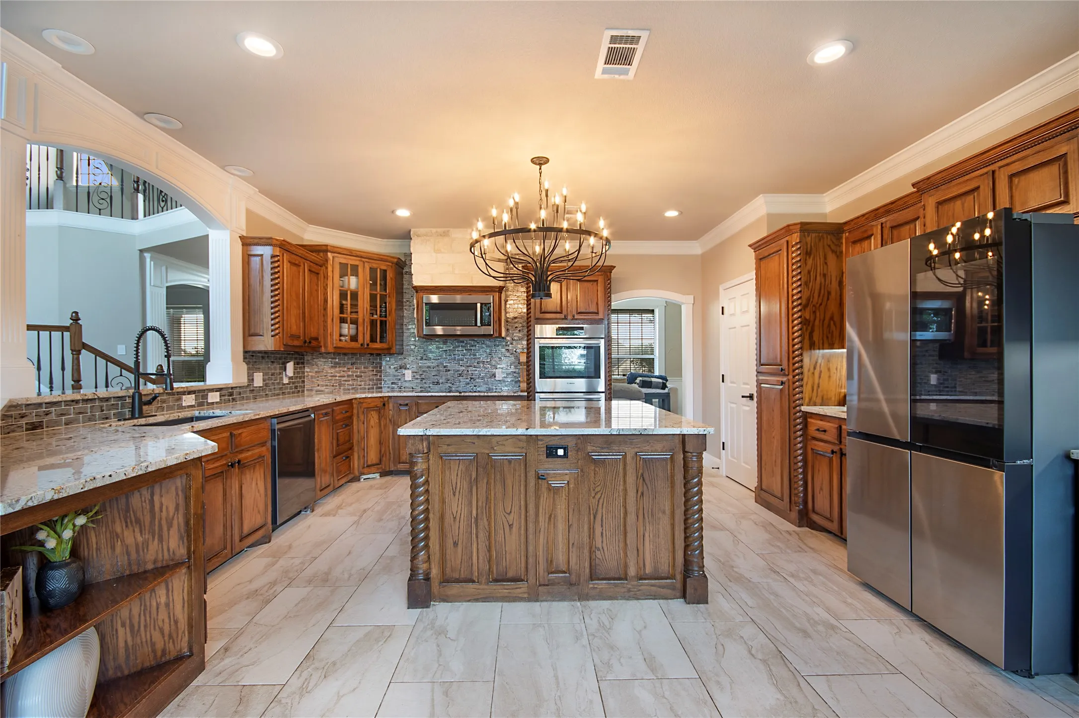 Single Family Residence For Sale in Collin County , 4701 Lake Drive, Celina, Texas 75009, 5 Bedroom, 4 Bathroom, 3 Garage spaces, 5,197 Sqft, built in 2003, mls#21349630, Real Estate Agent in Celina, Homes For Sale in Collin county, Homes For Sale in Celina, Realtor in Celina Texas, Real Estate Brokerage Independent Realty Texas, Luminita Cordes Realtor