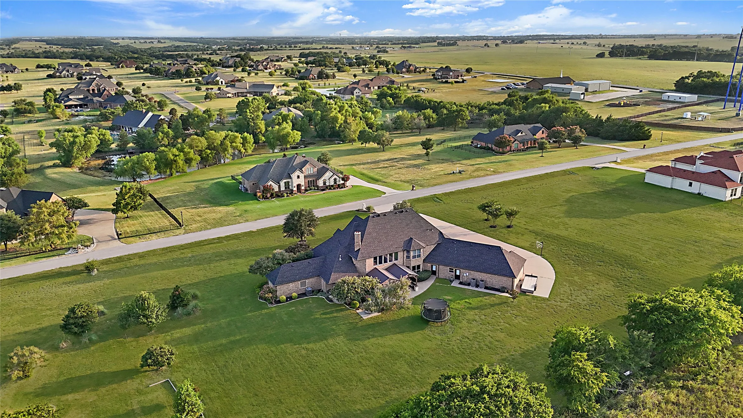 Single Family Residence For Sale in Collin County , 4701 Lake Drive, Celina, Texas 75009, 5 Bedroom, 4 Bathroom, 3 Garage spaces, 5,197 Sqft, built in 2003, mls#21349630, Real Estate Agent in Celina, Homes For Sale in Collin county, Homes For Sale in Celina, Realtor in Celina Texas, Real Estate Brokerage Independent Realty Texas, Luminita Cordes Realtor