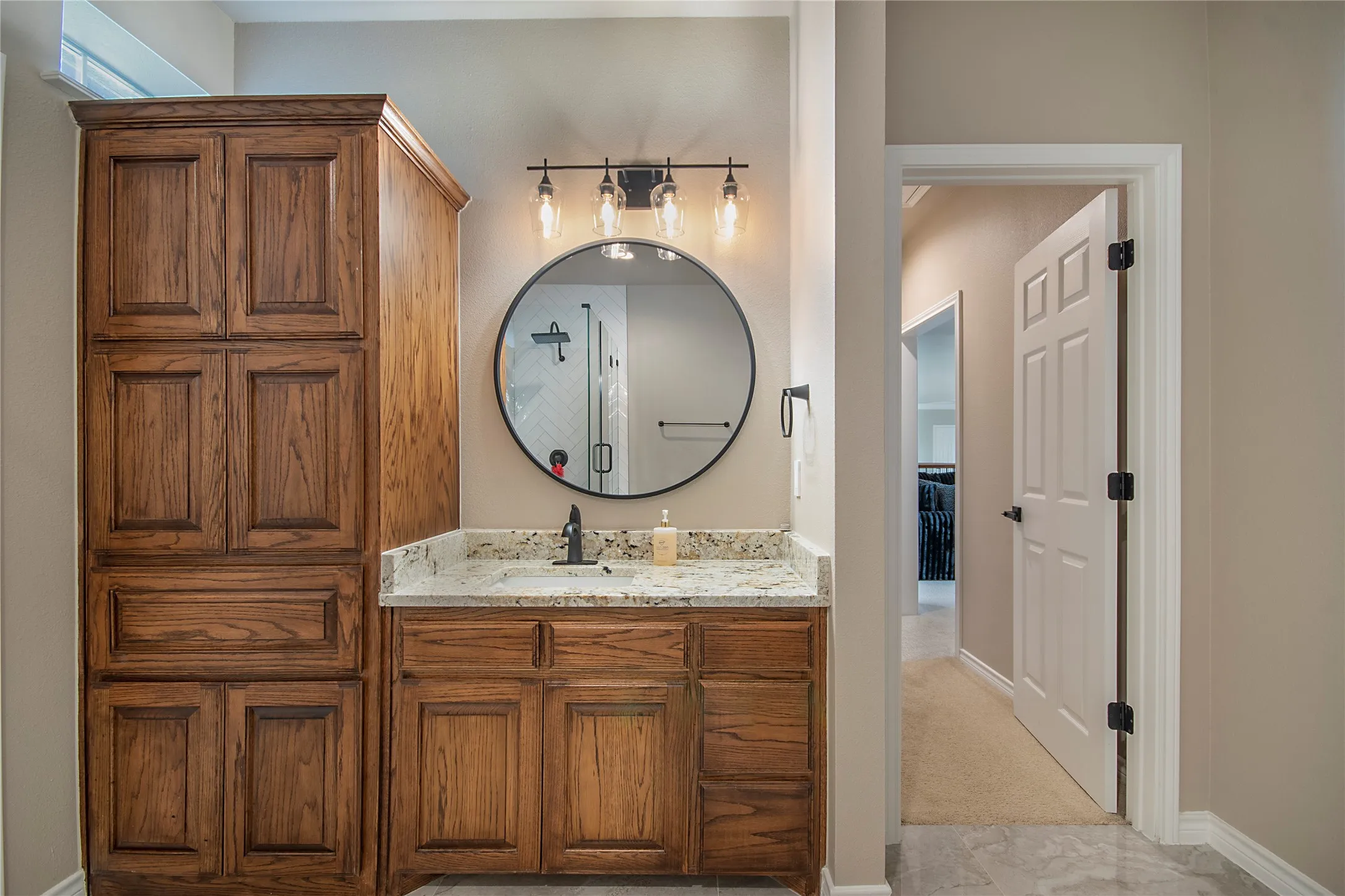 Single Family Residence For Sale in Collin County , 4701 Lake Drive, Celina, Texas 75009, 5 Bedroom, 4 Bathroom, 3 Garage spaces, 5,197 Sqft, built in 2003, mls#21349630, Real Estate Agent in Celina, Homes For Sale in Collin county, Homes For Sale in Celina, Realtor in Celina Texas, Real Estate Brokerage Independent Realty Texas, Luminita Cordes Realtor