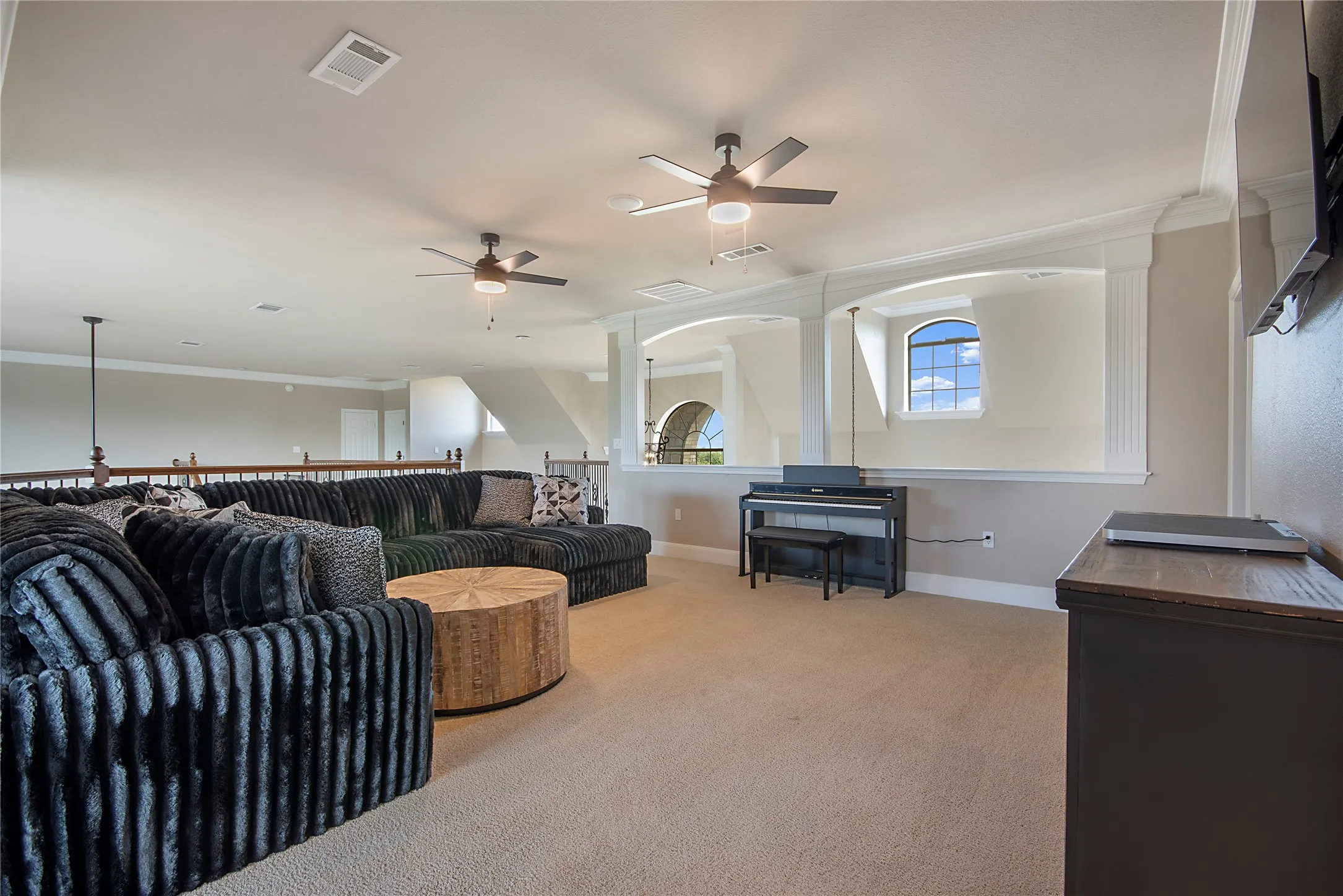 Single Family Residence For Sale in Collin County , 4701 Lake Drive, Celina, Texas 75009, 5 Bedroom, 4 Bathroom, 3 Garage spaces, 5,197 Sqft, built in 2003, mls#21349630, Real Estate Agent in Celina, Homes For Sale in Collin county, Homes For Sale in Celina, Realtor in Celina Texas, Real Estate Brokerage Independent Realty Texas, Luminita Cordes Realtor