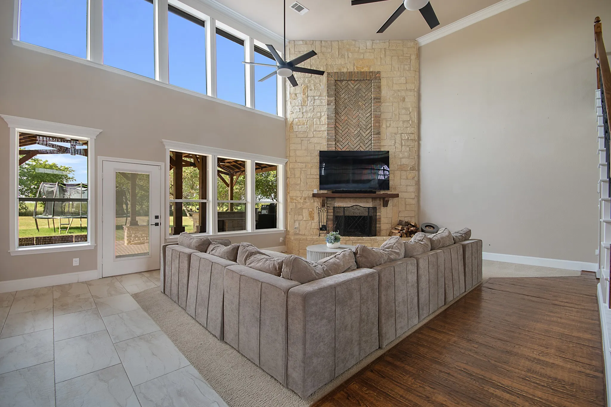 Single Family Residence For Sale in Collin County , 4701 Lake Drive, Celina, Texas 75009, 5 Bedroom, 4 Bathroom, 3 Garage spaces, 5,197 Sqft, built in 2003, mls#21349630, Real Estate Agent in Celina, Homes For Sale in Collin county, Homes For Sale in Celina, Realtor in Celina Texas, Real Estate Brokerage Independent Realty Texas, Luminita Cordes Realtor