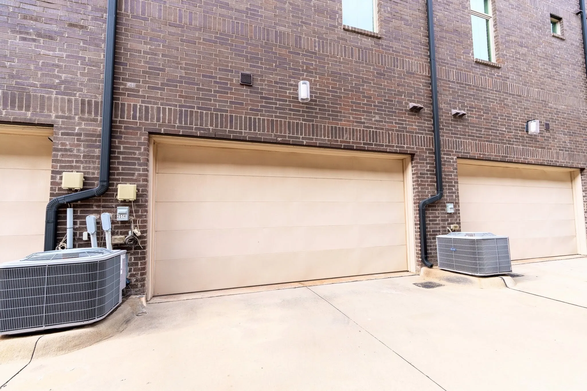 2-car garage