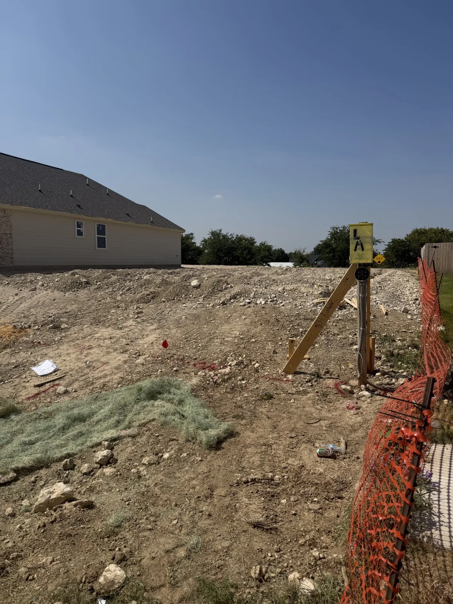 Single Family Residence For Sale in Tarrant County , 1132 Runway Road, Fort Worth, Texas 76131, 3 Bedroom, 3 Bathroom, 2 Garage spaces, 1,721 Sqft, built in 2026, mls#21353700, Real Estate Agent in Fort Worth, Homes For Sale in Tarrant county, Homes For Sale in Fort Worth, Realtor in Fort Worth Texas, Real Estate Brokerage Independent Realty Texas, Luminita Cordes Realtor