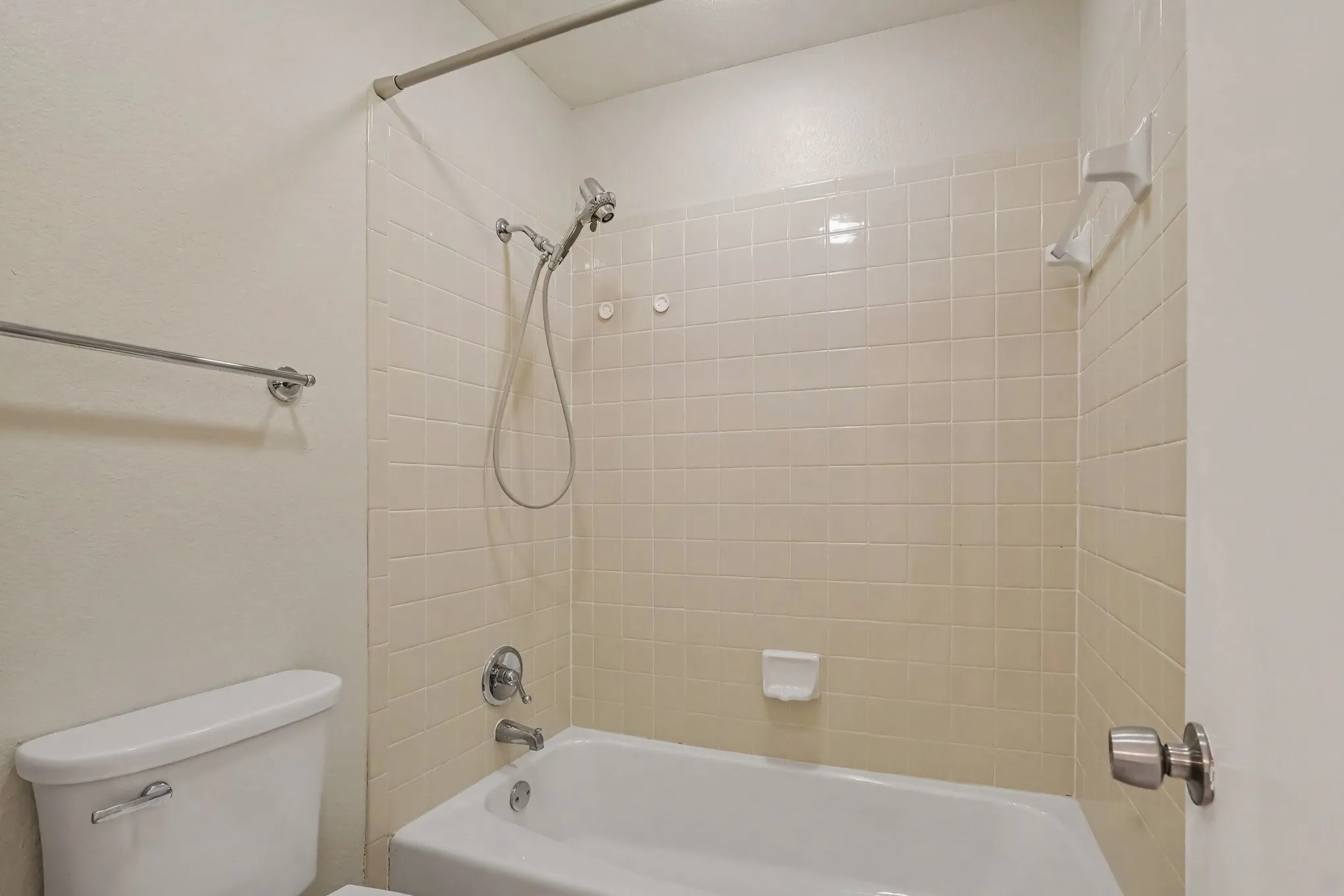 Condominium For Sale in Rockwall County , 1505 Signal Ridge Place, Rockwall, Texas 75032, 2 Bedroom, 2 Bathroom, Garage spaces, 1,185 Sqft, built in 1985, mls#21350425, Real Estate Agent in Rockwall, Homes For Sale in Rockwall county, Homes For Sale in Rockwall, Realtor in Rockwall Texas, Real Estate Brokerage Independent Realty Texas, Luminita Cordes Realtor